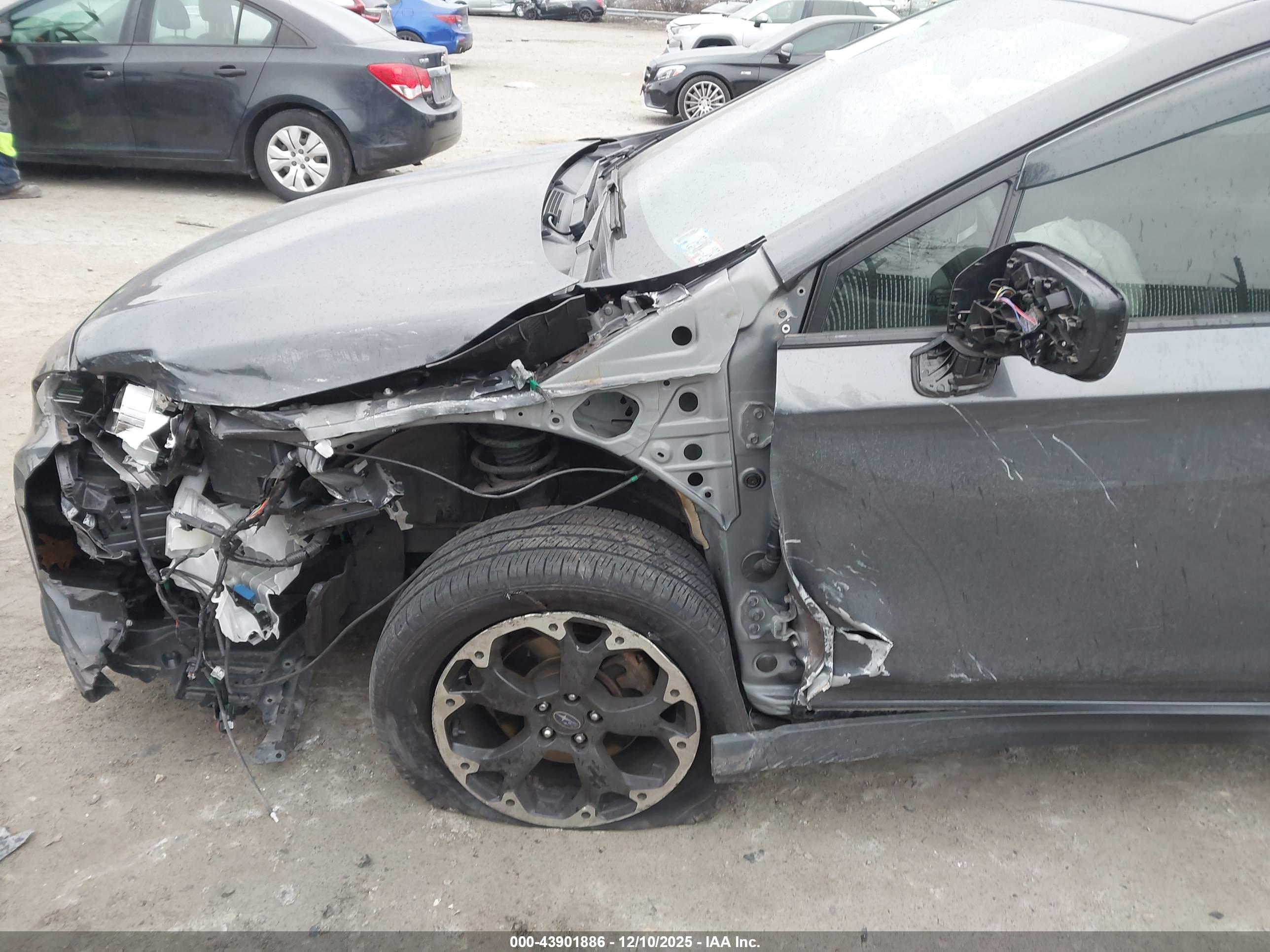 SUBARU CROSSTREK image 6