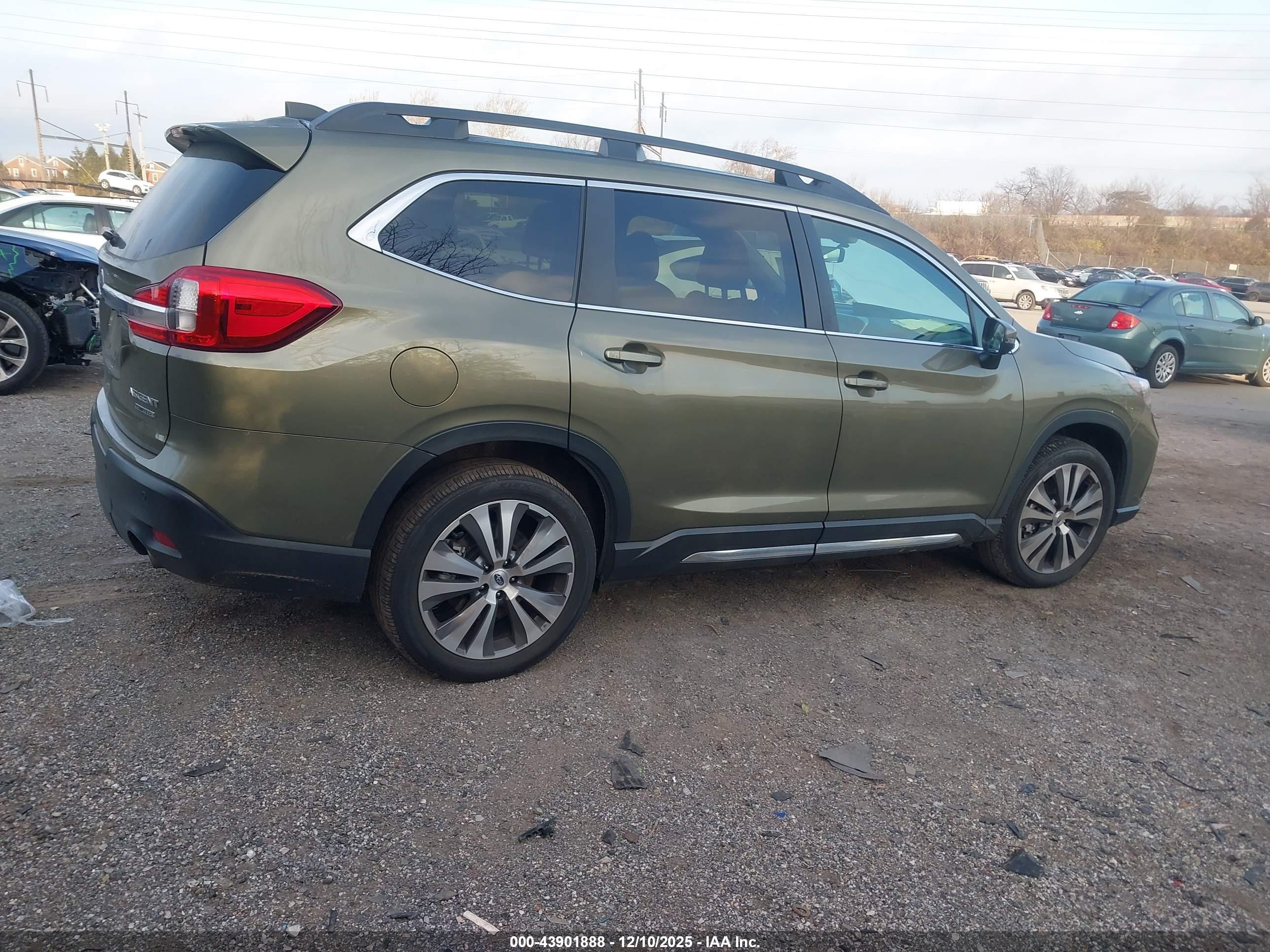 SUBARU ASCENT image 4