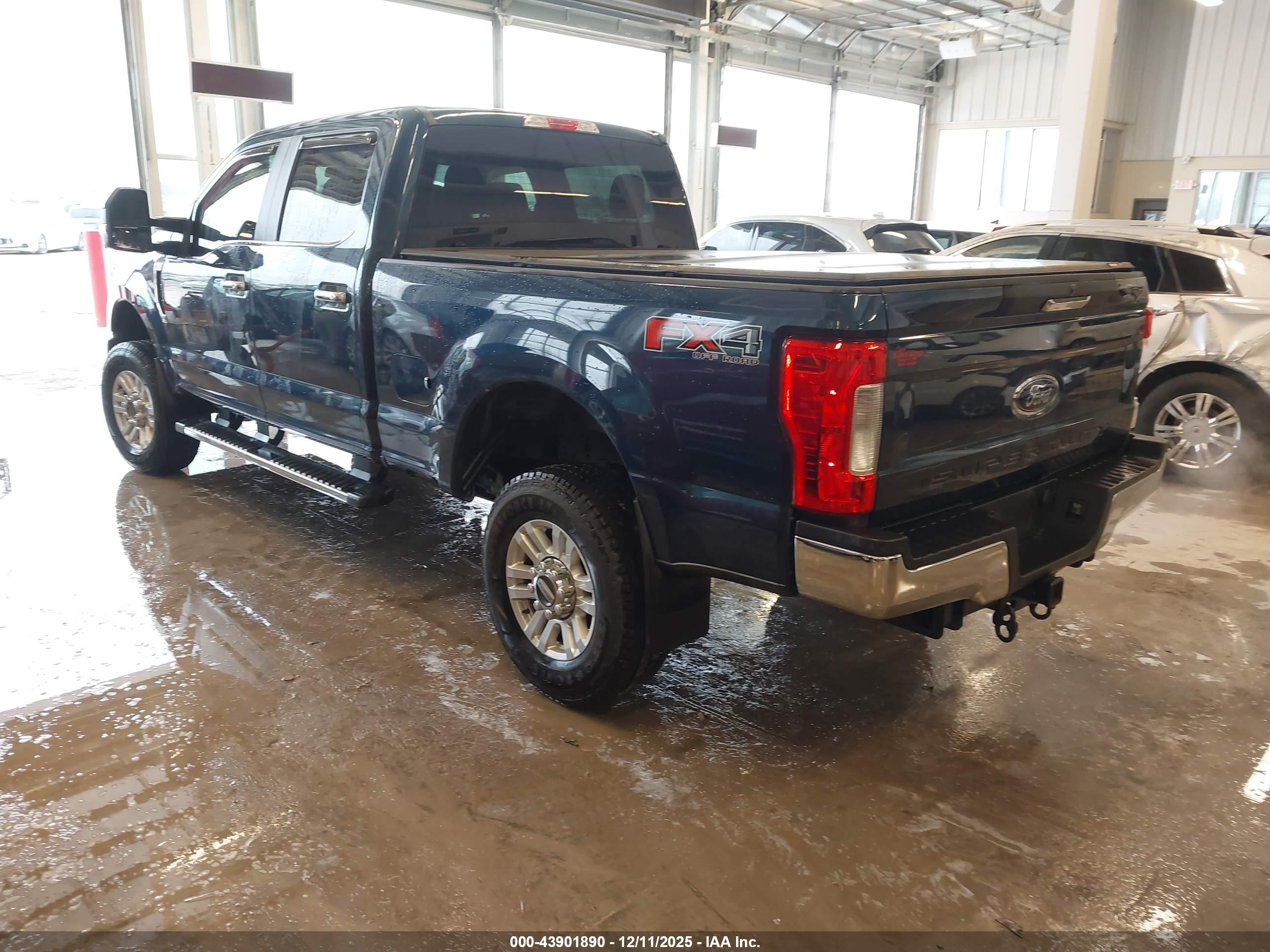 FORD F-250 image 3