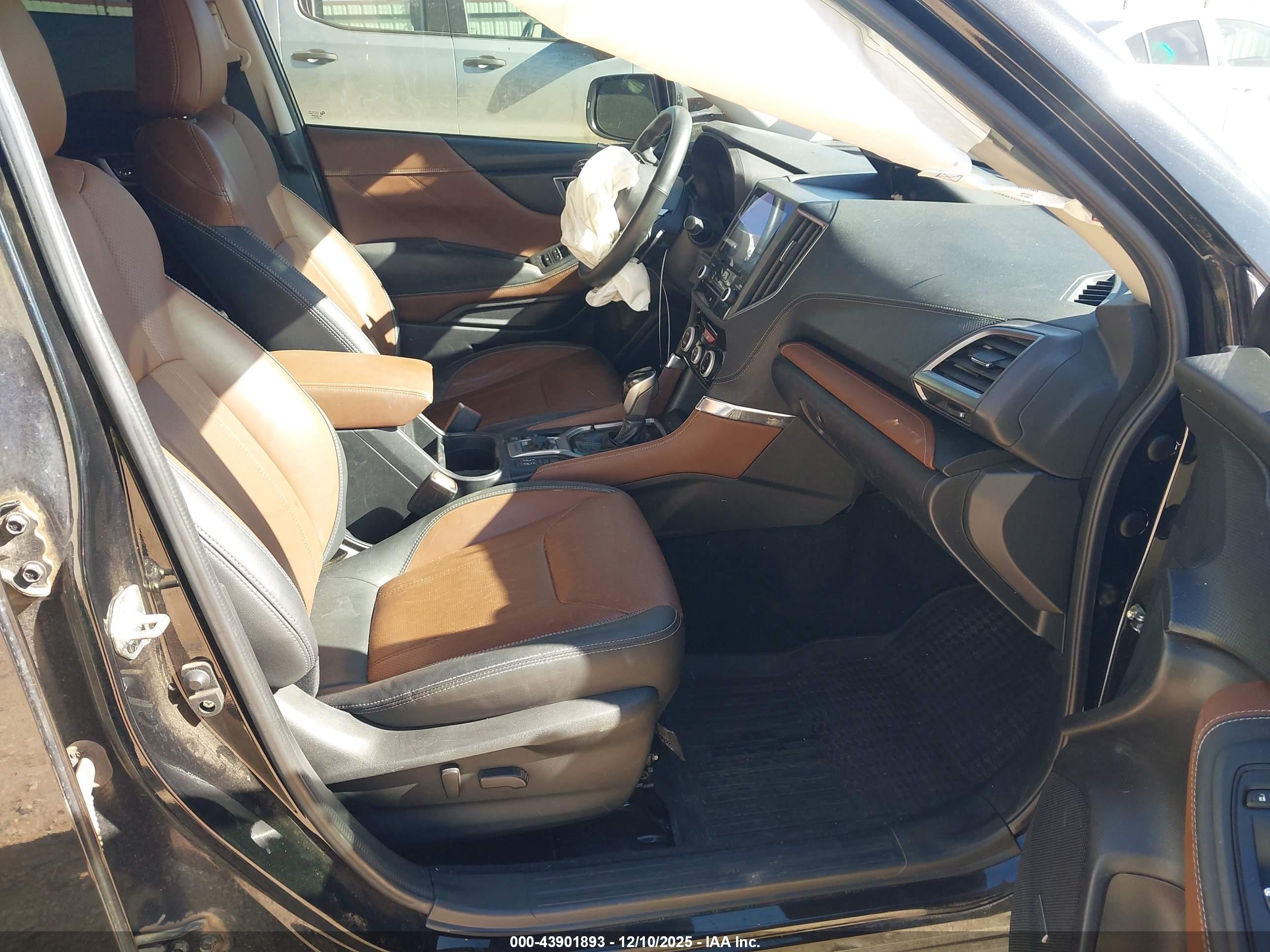 SUBARU FORESTER image 5