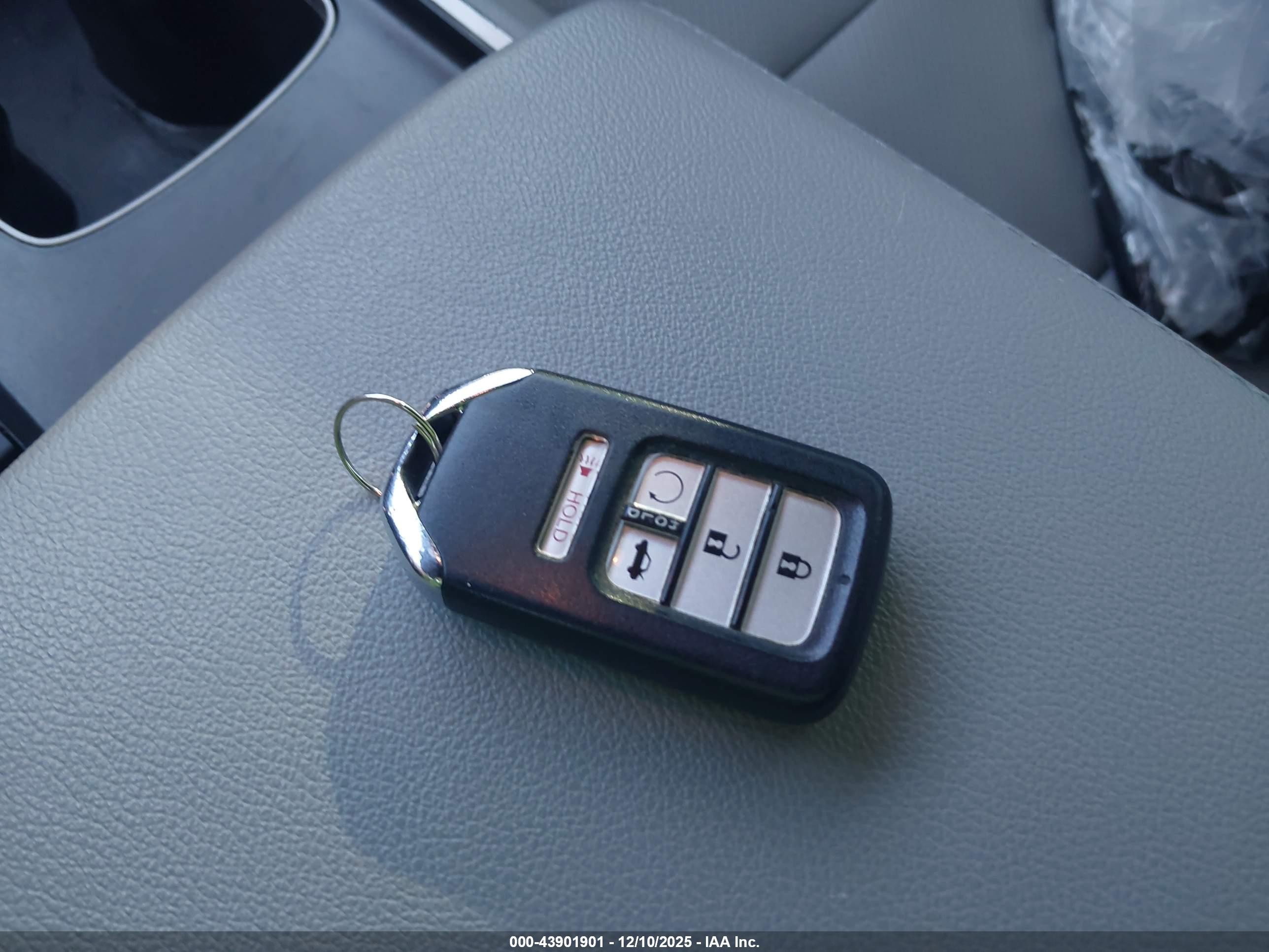 HONDA ACCORD image 11