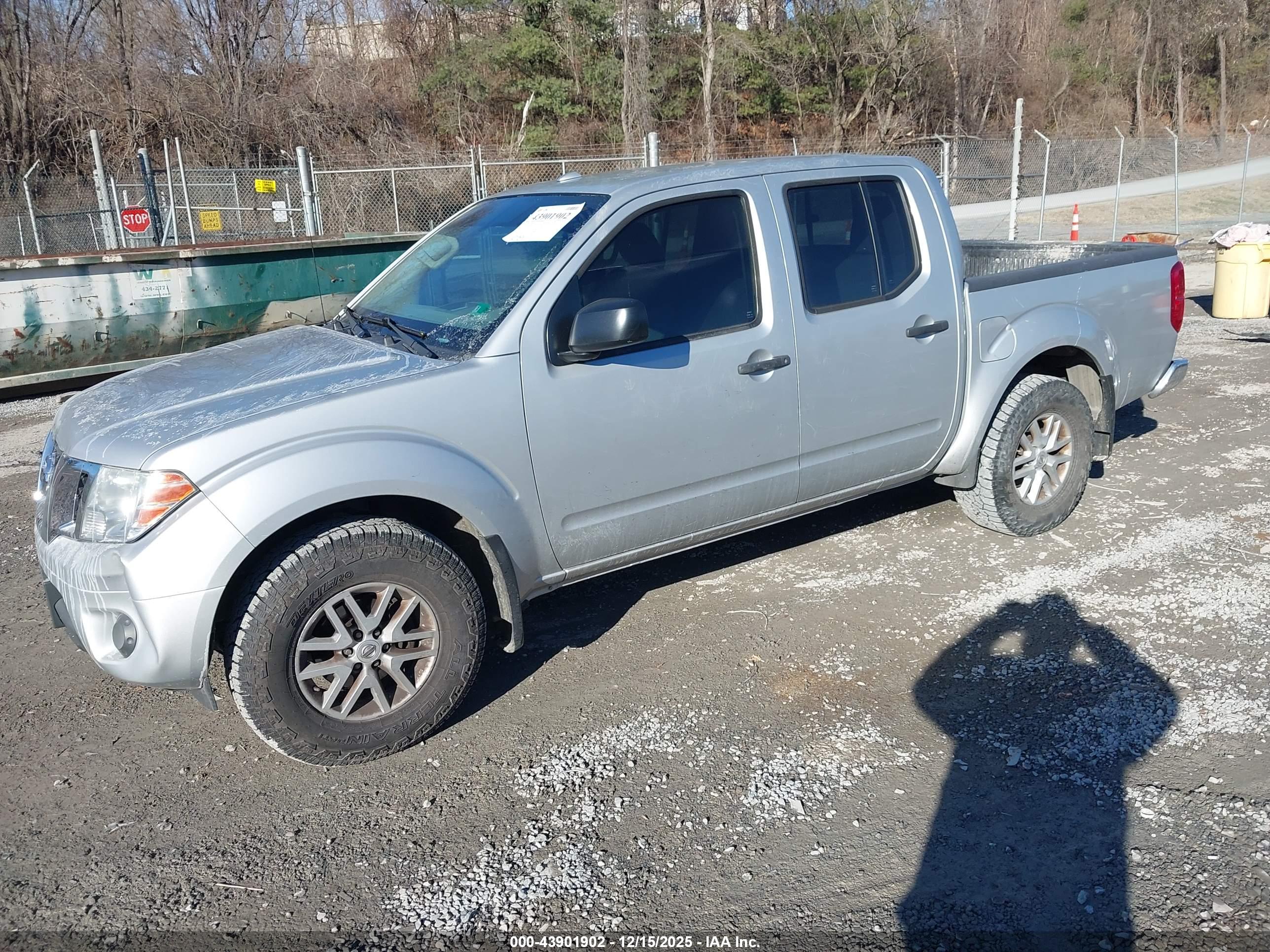 NISSAN FRONTIER image 2