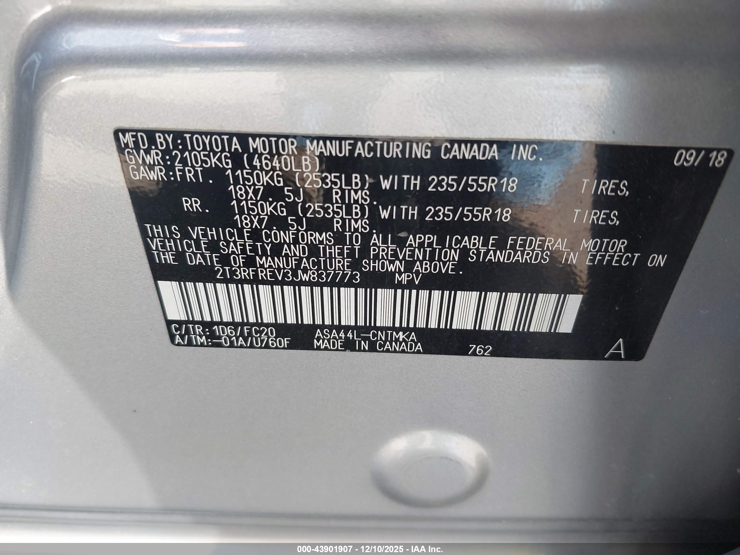TOYOTA RAV4 image 9