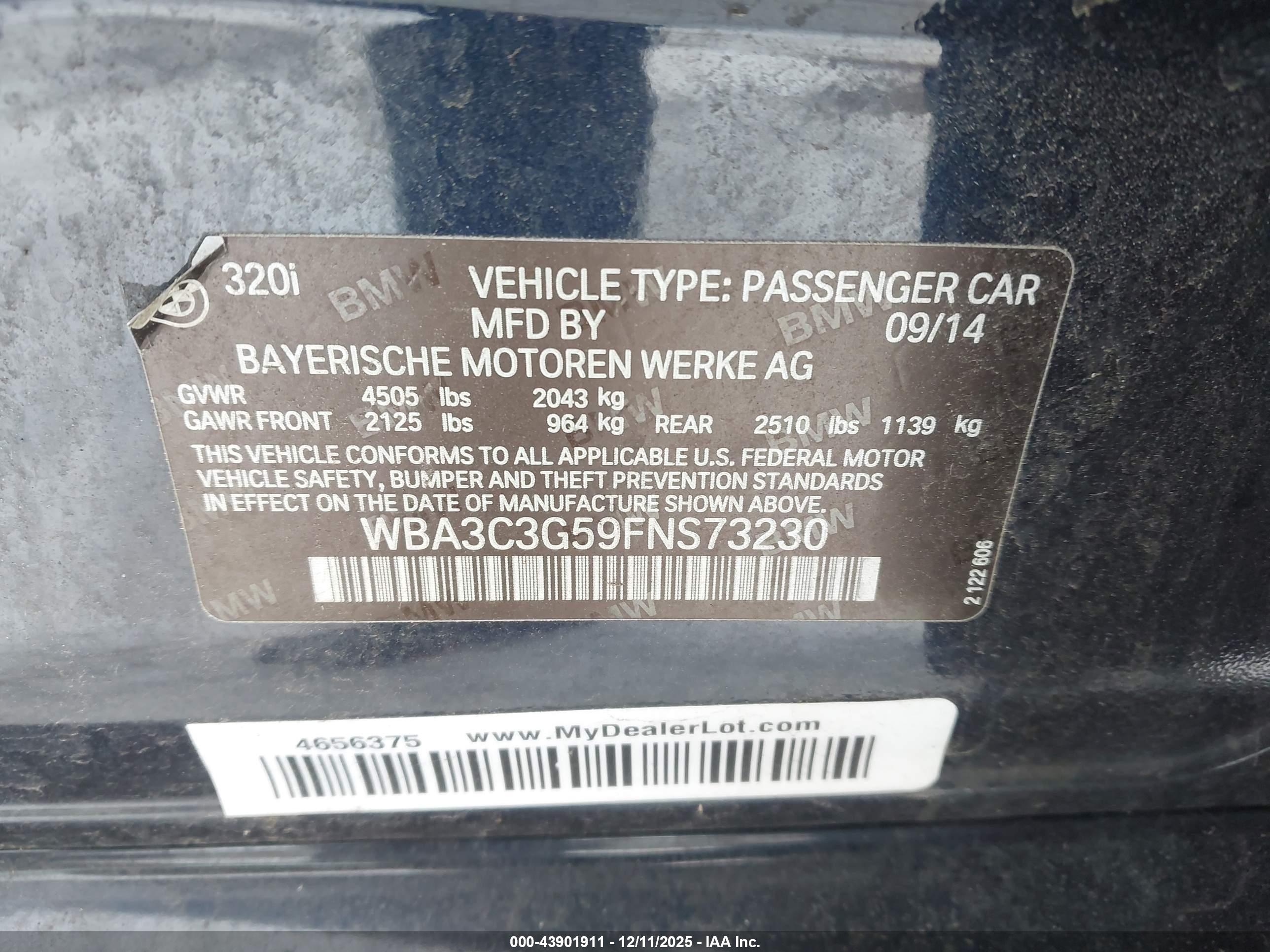 BMW 320I image 9