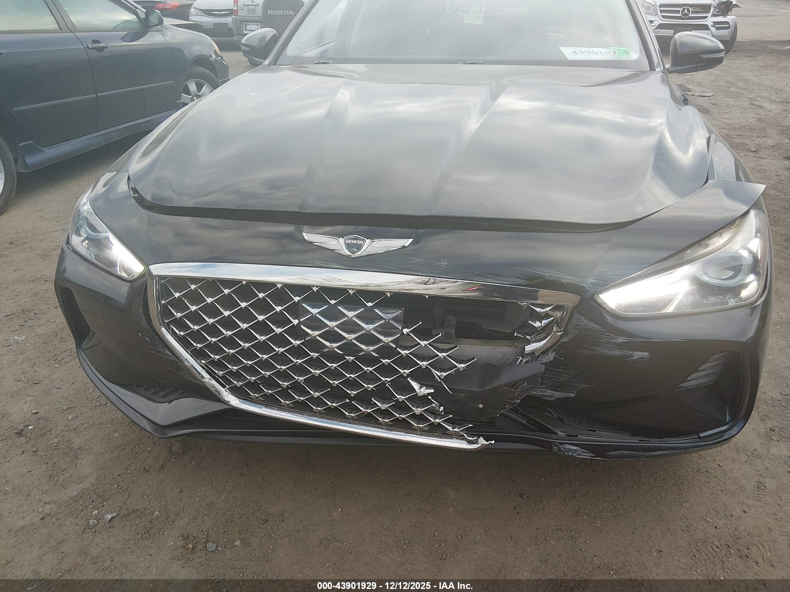 GENESIS G70 image 6
