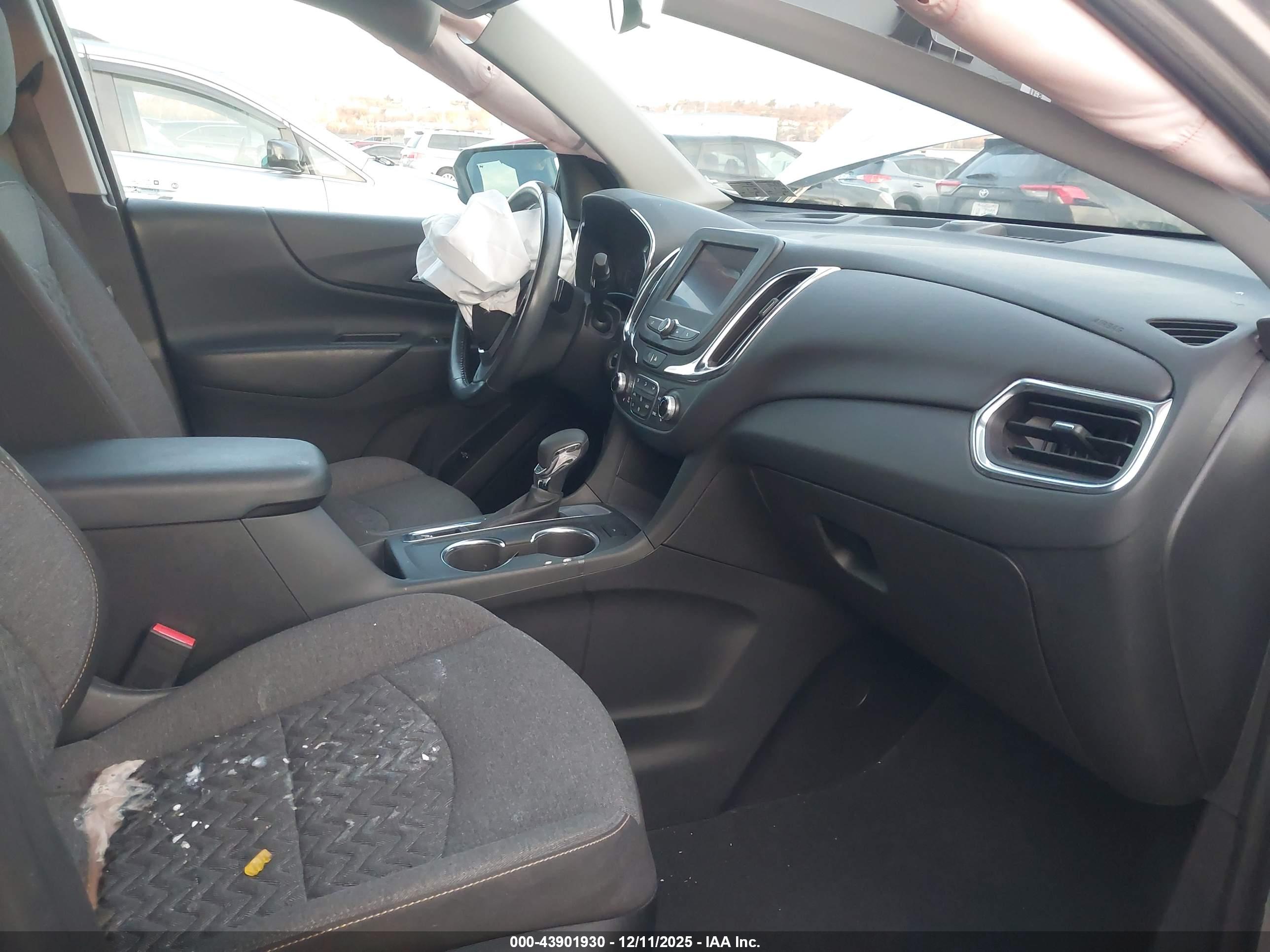 CHEVROLET EQUINOX image 5