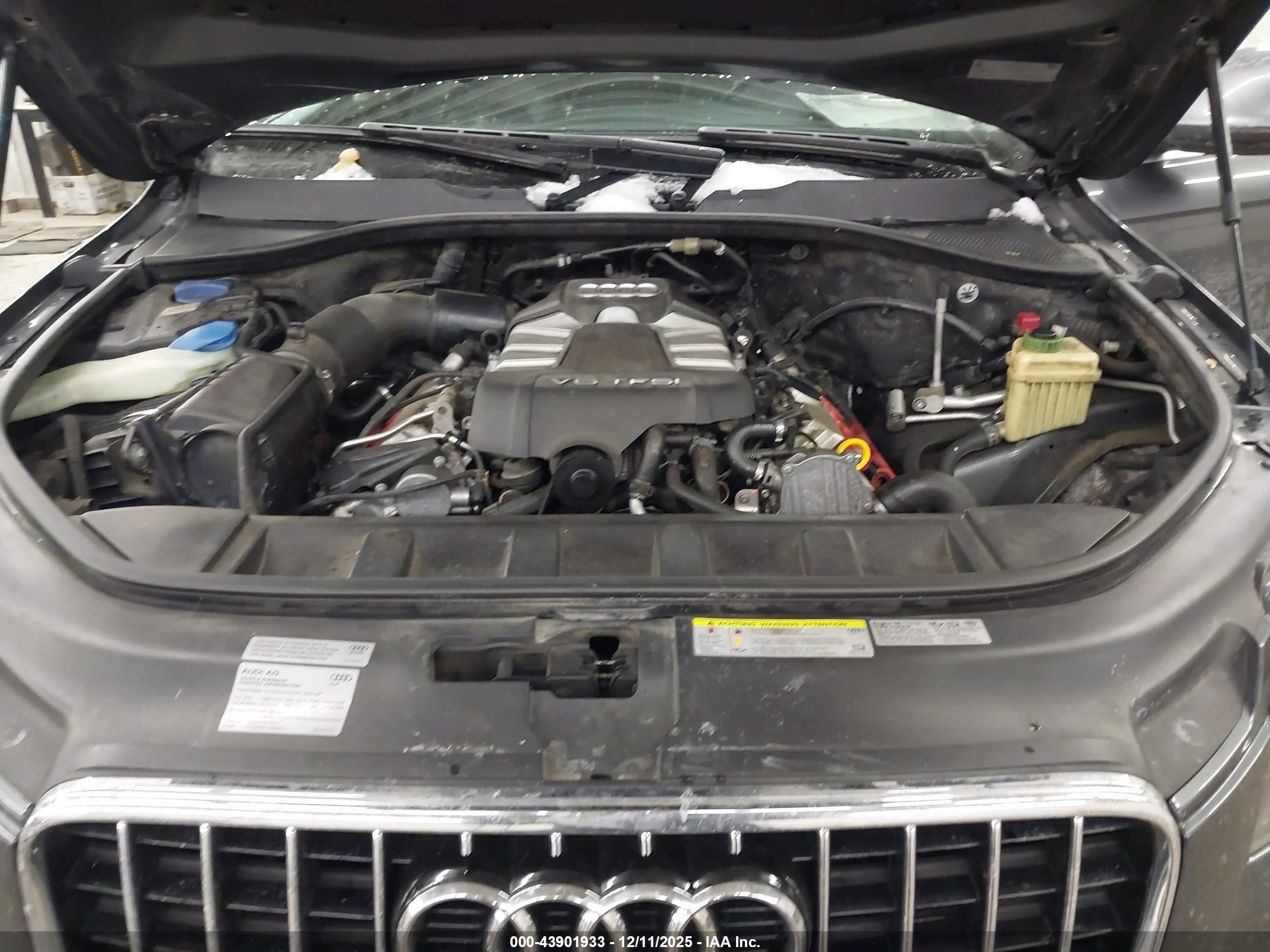AUDI Q7 image 10