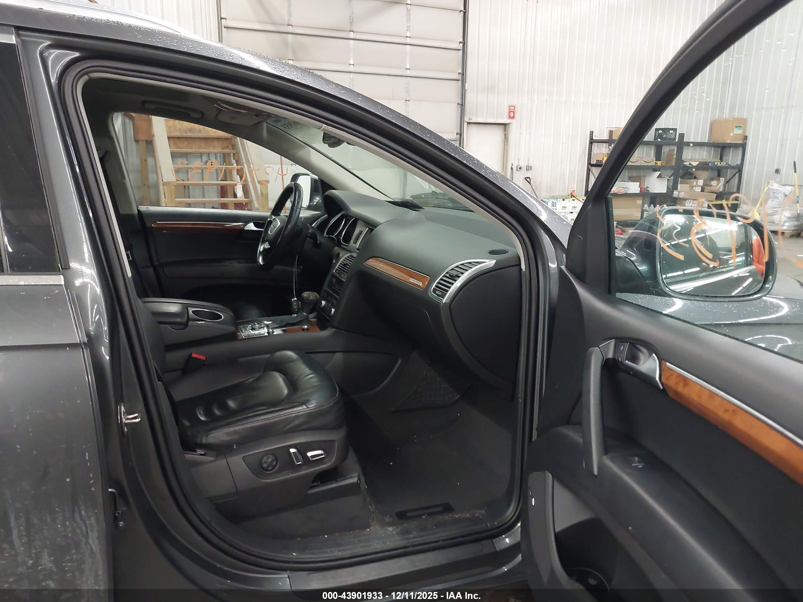 AUDI Q7 image 5