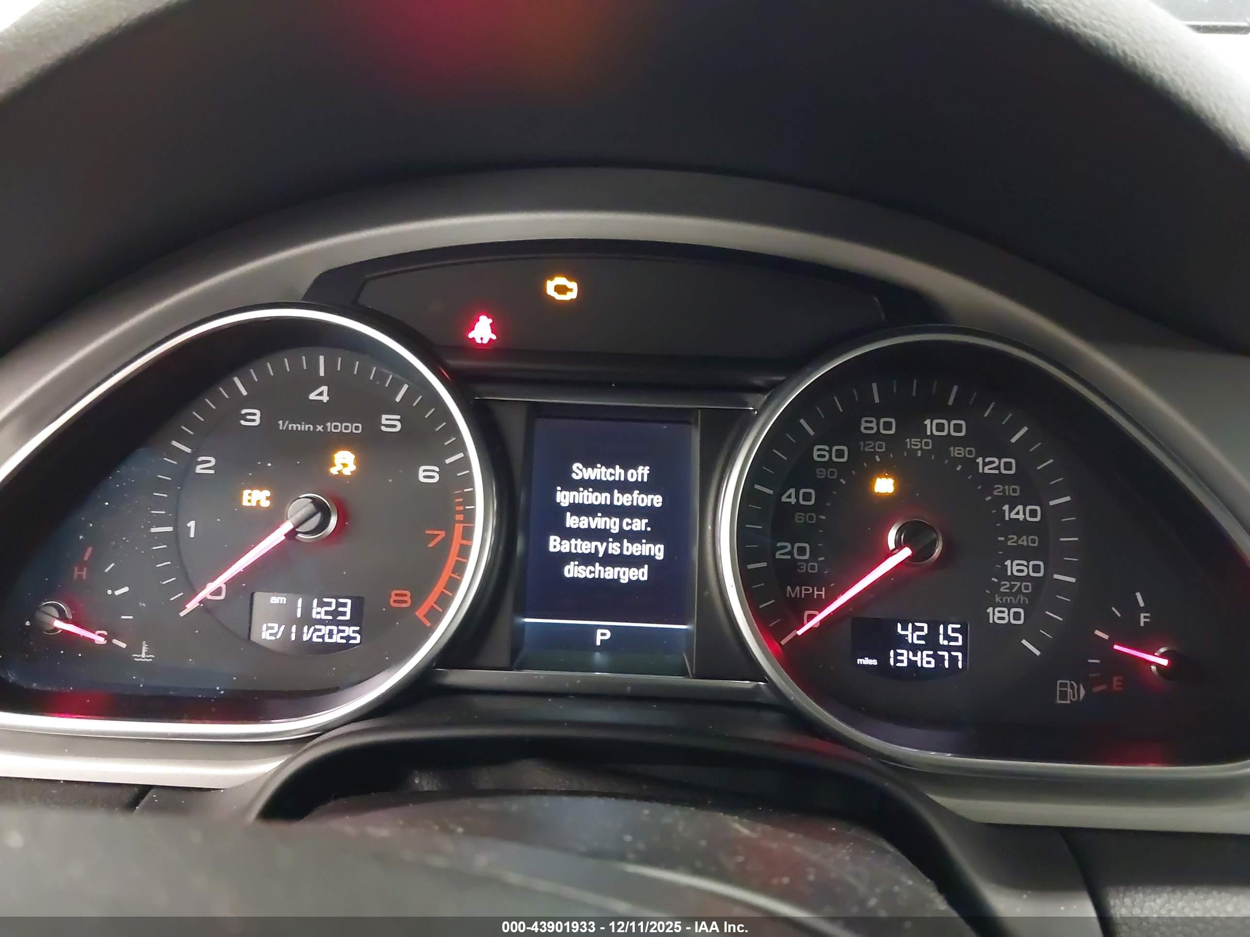 AUDI Q7 image 7