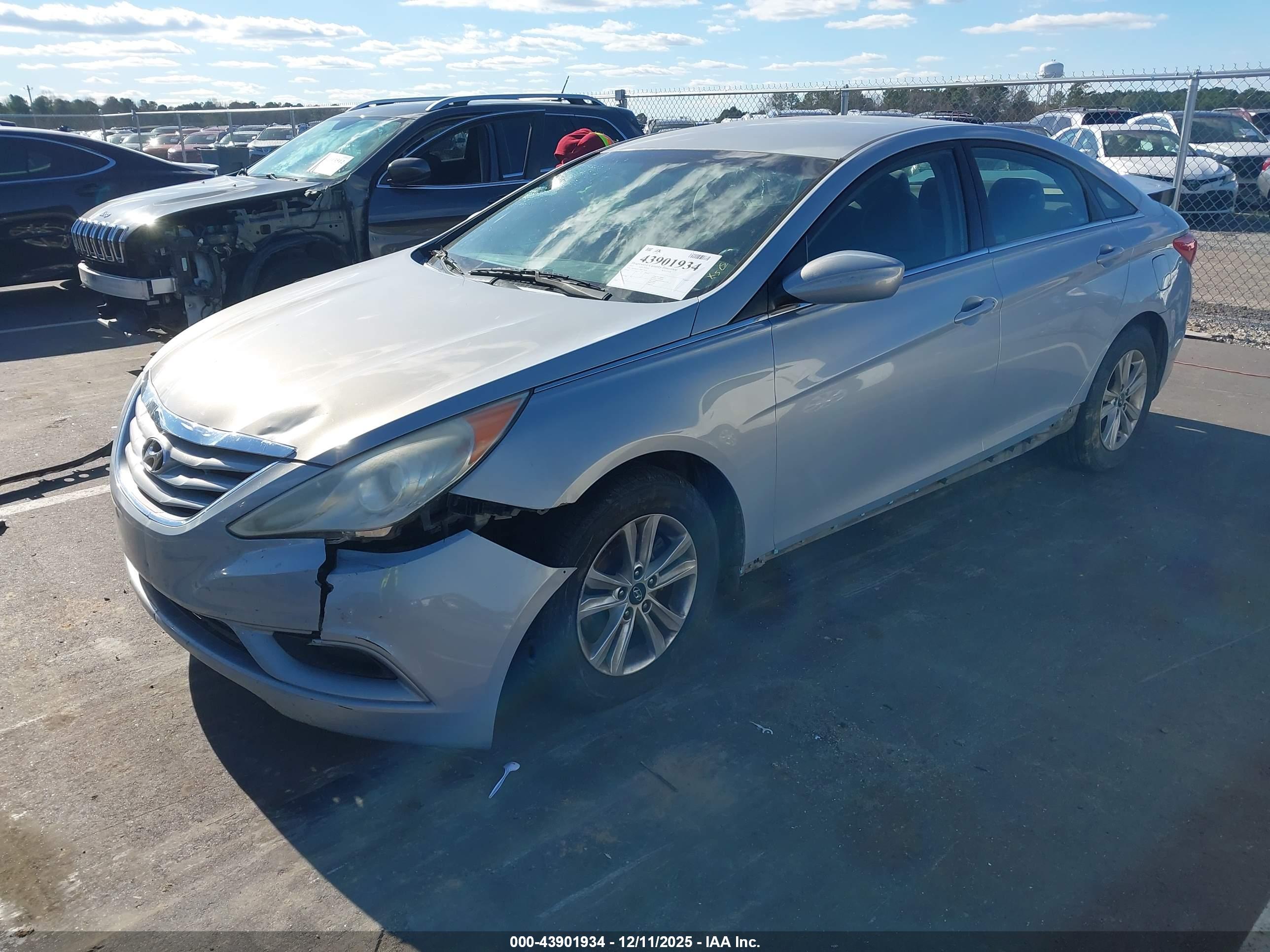 HYUNDAI SONATA image 2