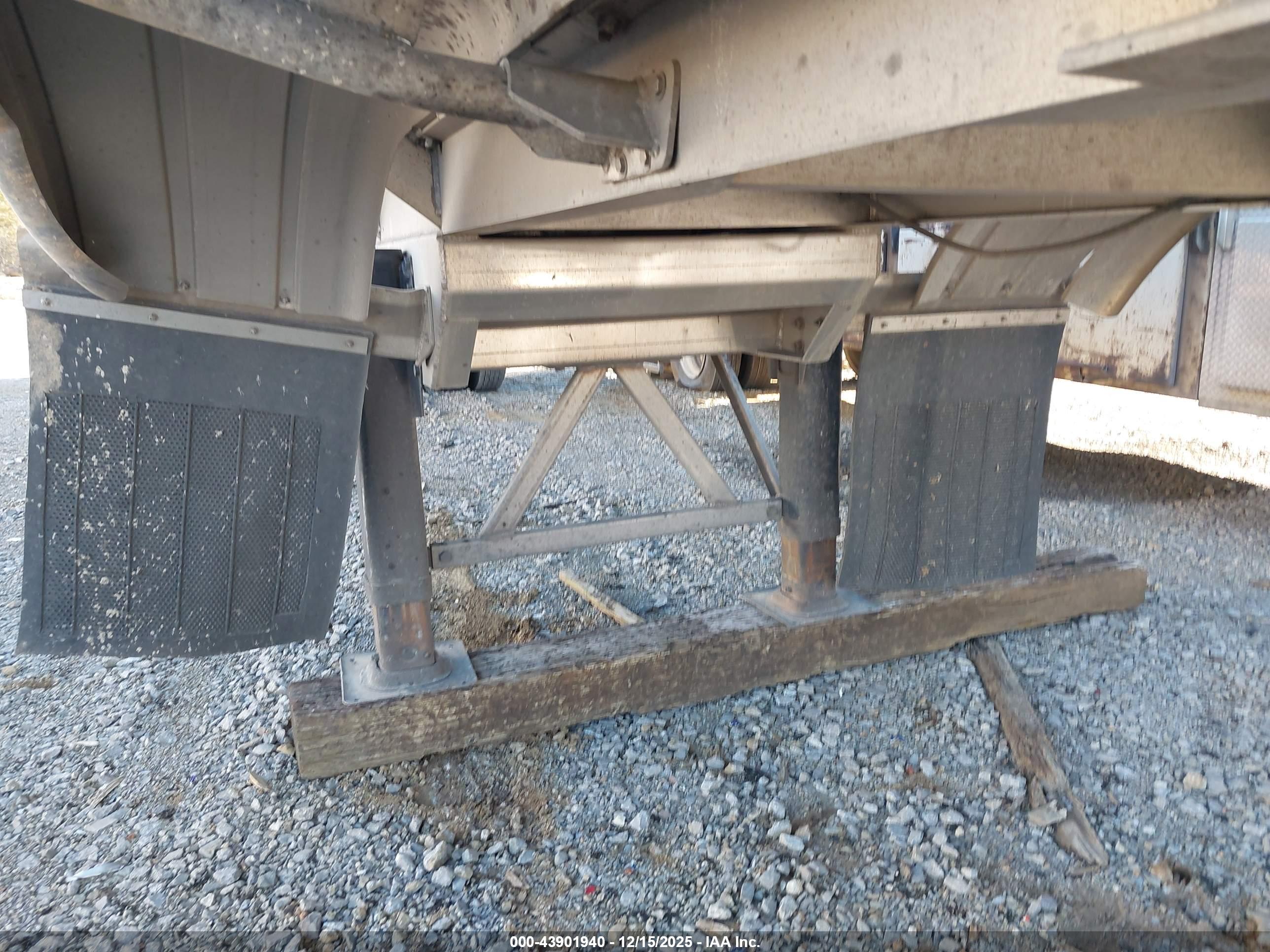 BLUEGRASS TANKER image 10
