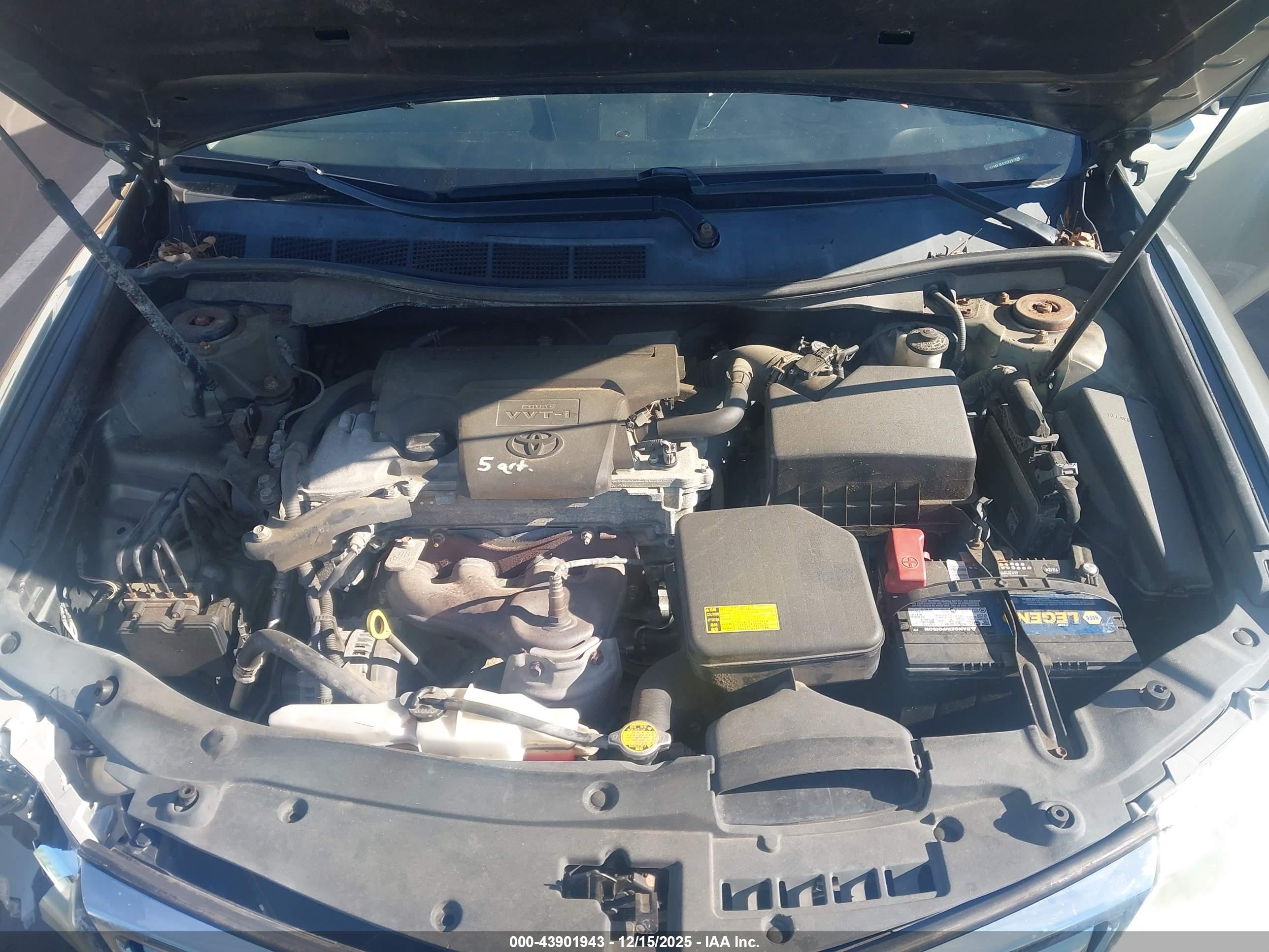 TOYOTA CAMRY image 10