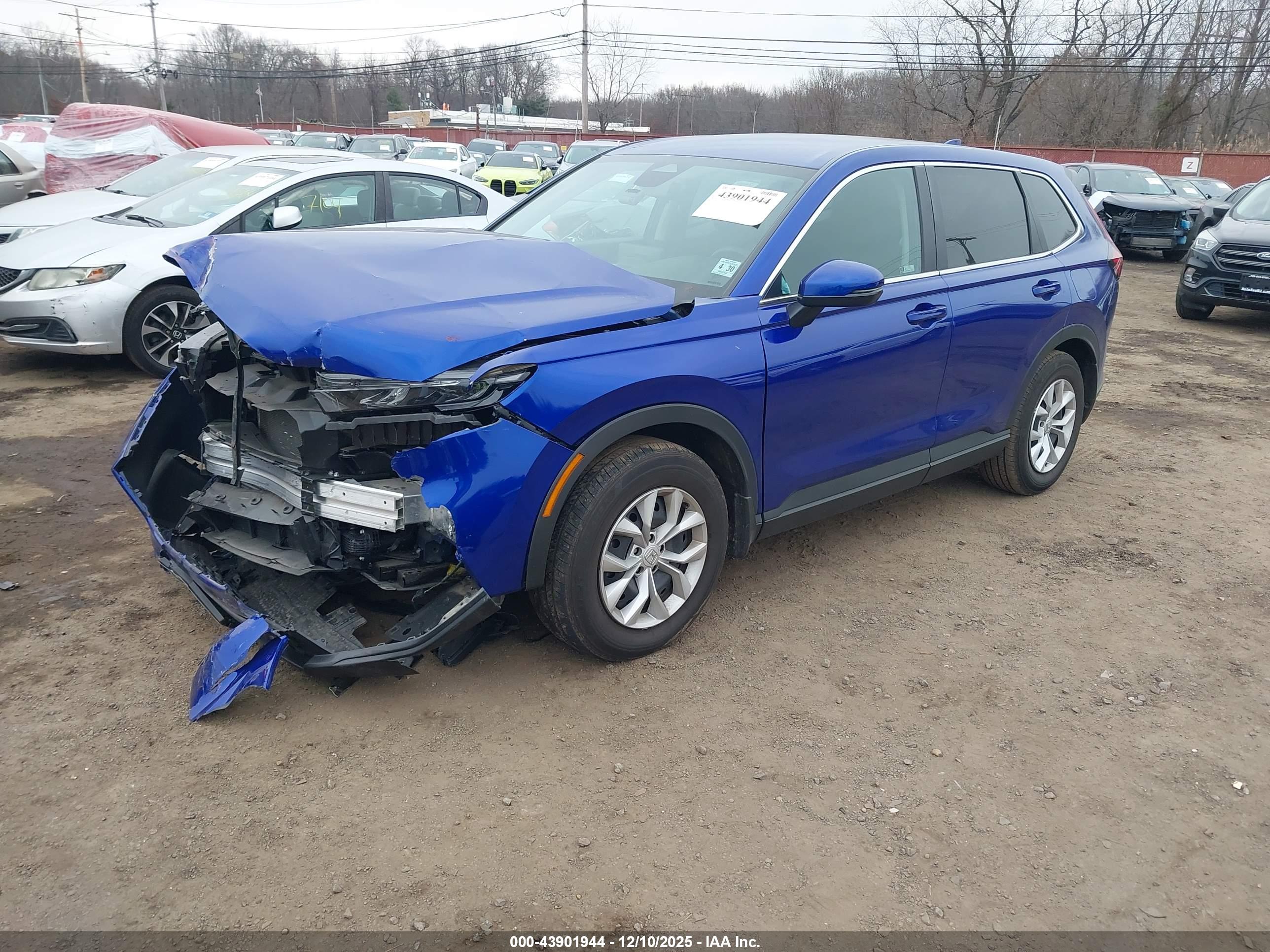 HONDA CR-V image 2