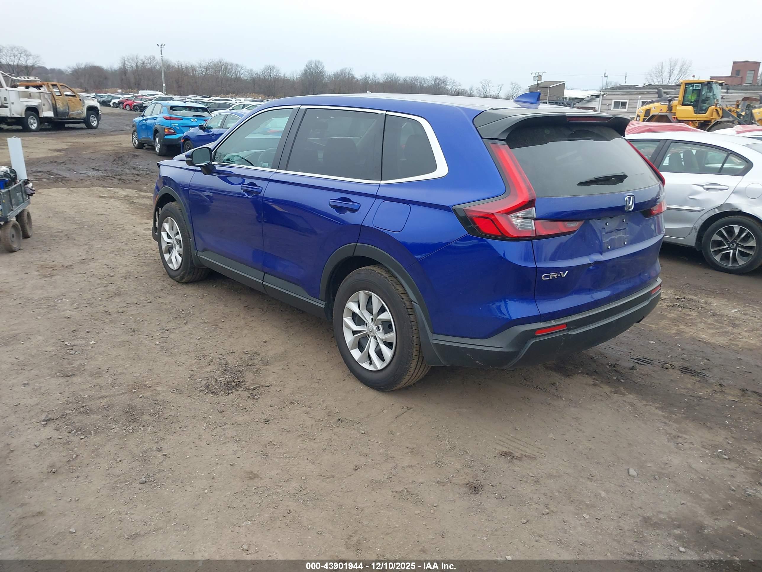 HONDA CR-V image 3