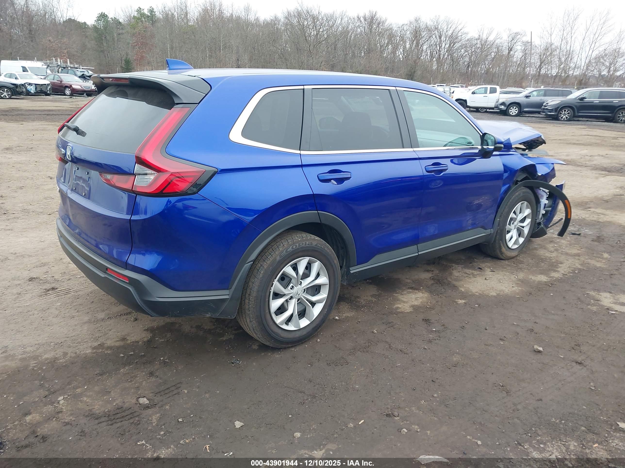 HONDA CR-V image 4