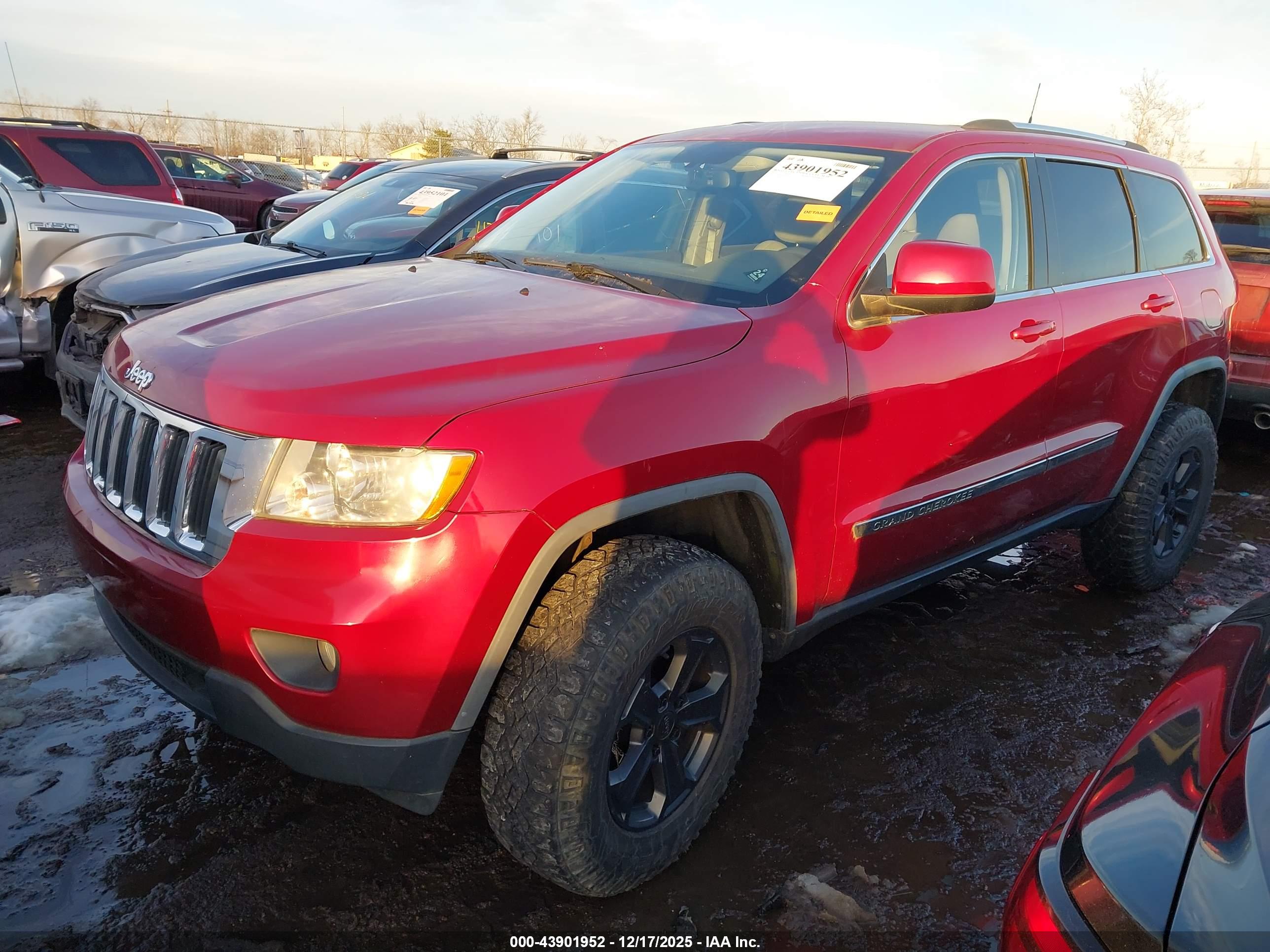 JEEP GRAND image 2