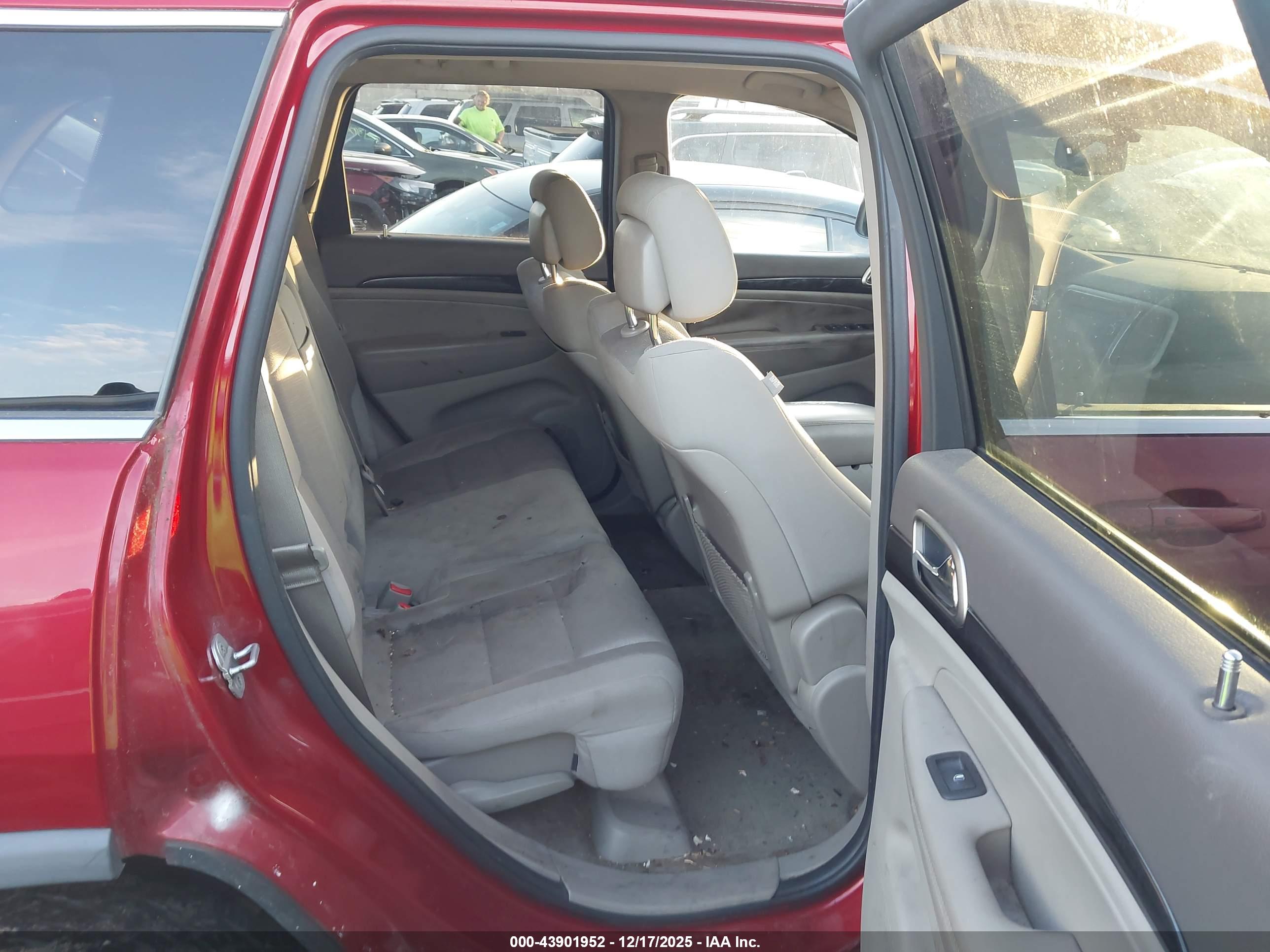 JEEP GRAND image 8
