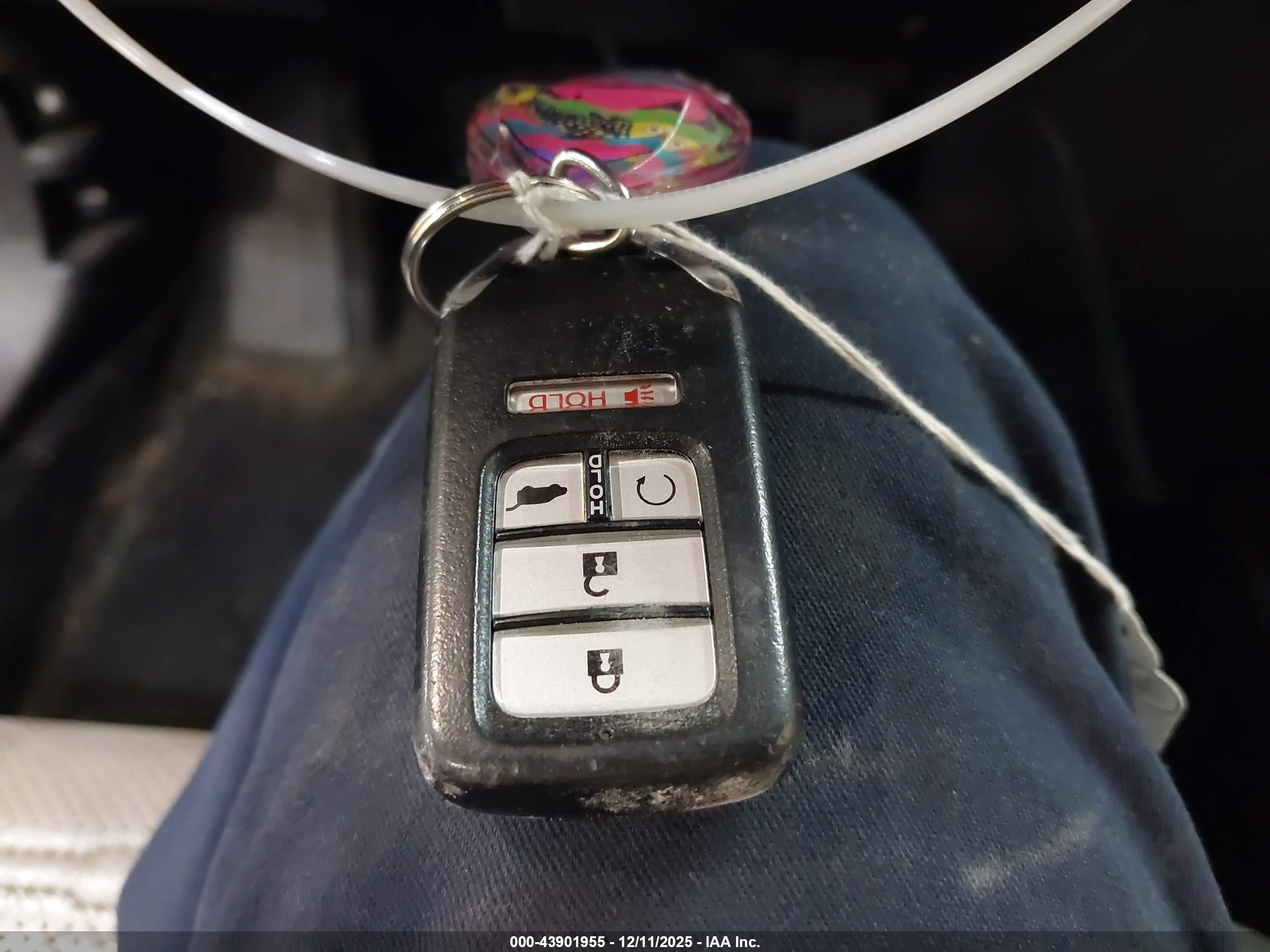 HONDA CR-V image 11
