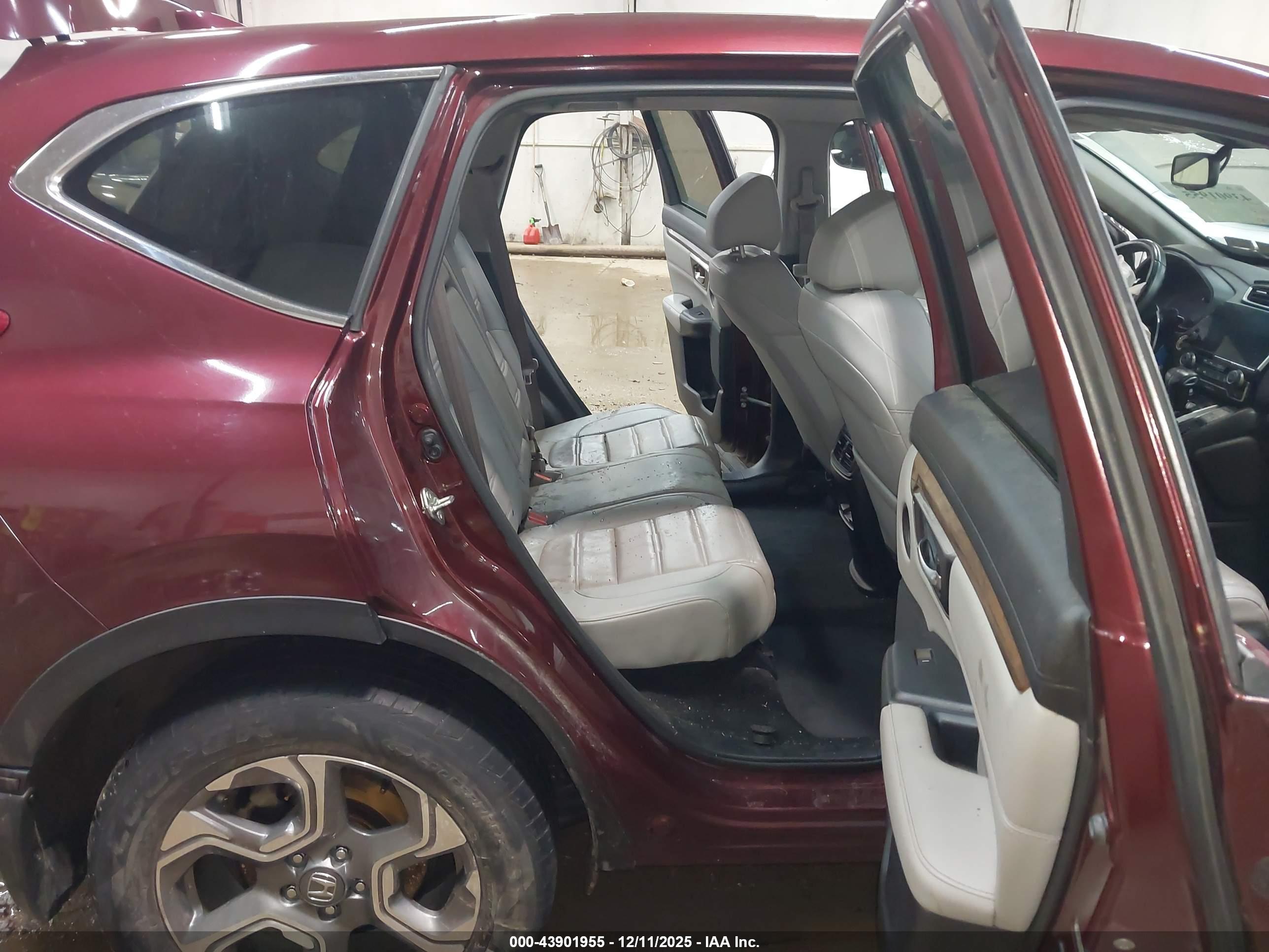HONDA CR-V image 8