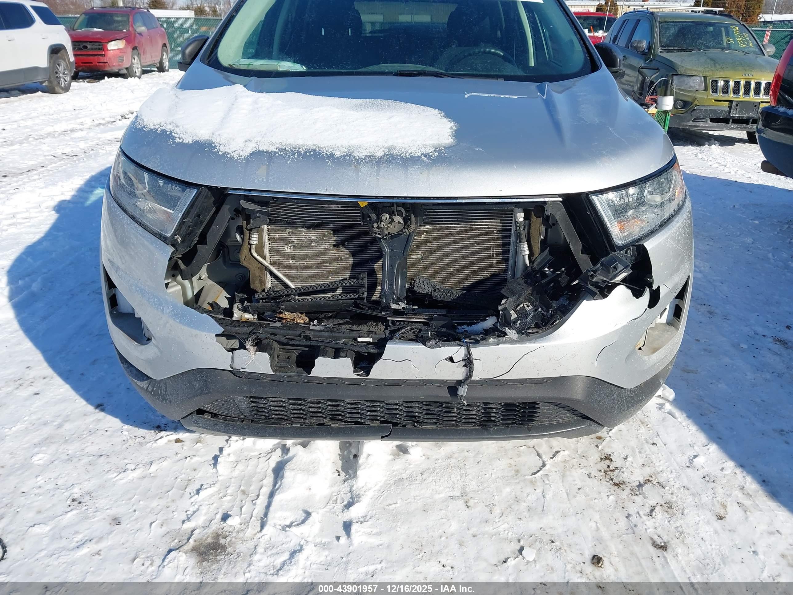 FORD EDGE image 6