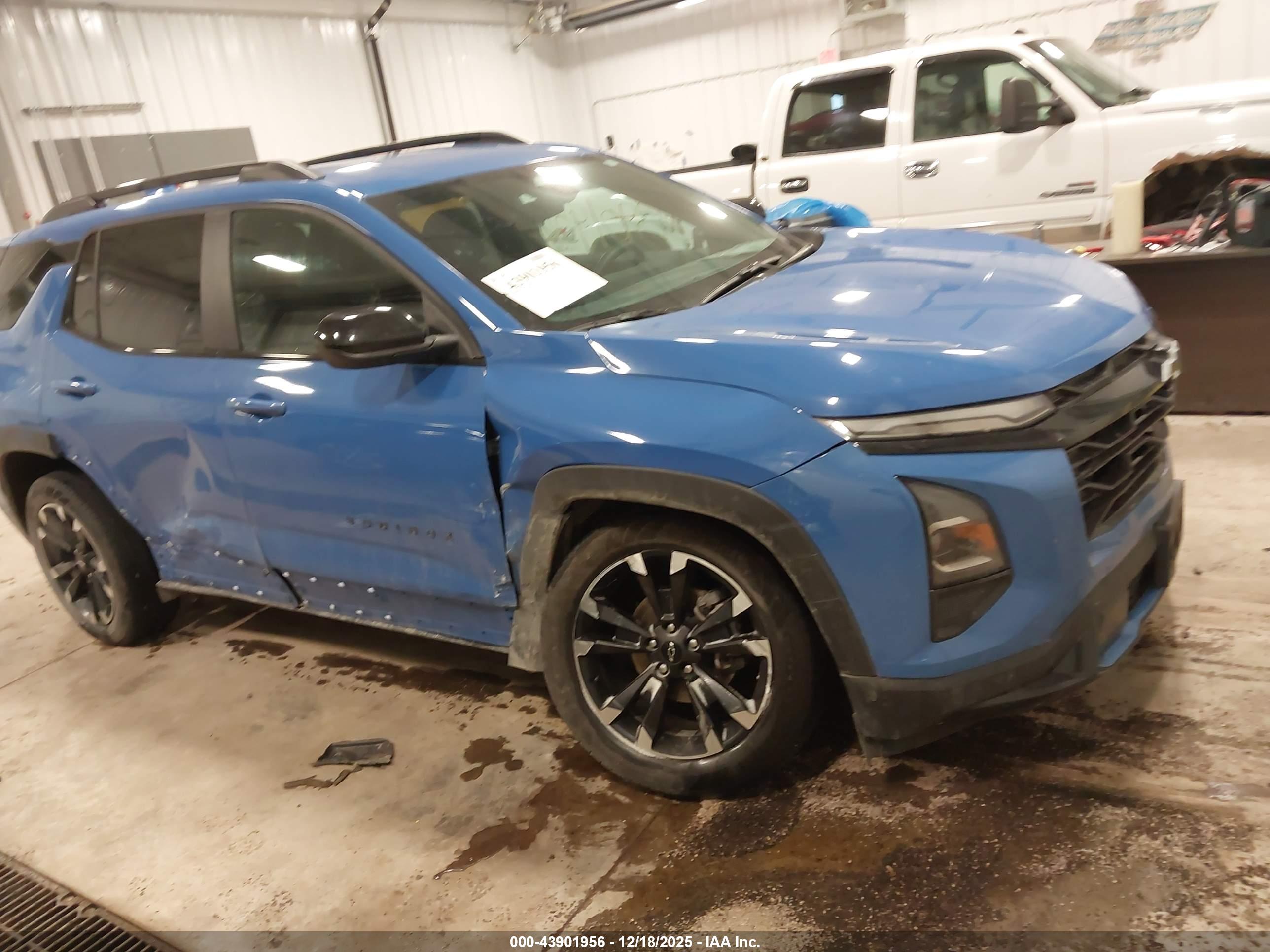 CHEVROLET EQUINOX image 6