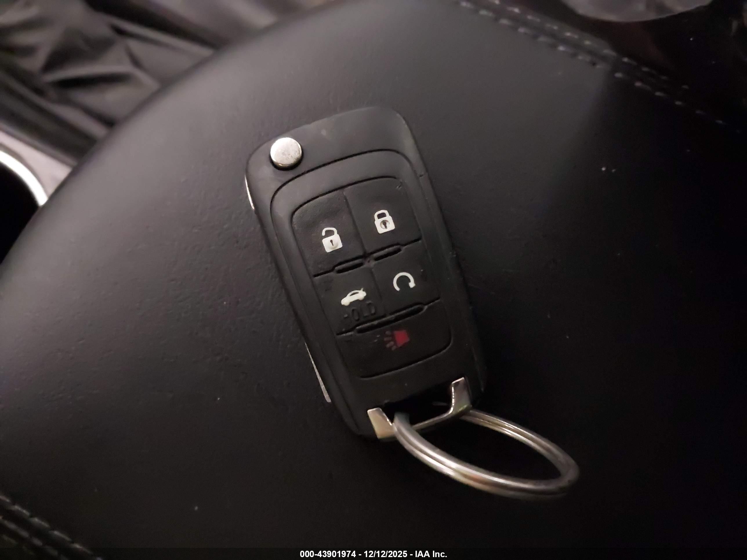 CHEVROLET MALIBU image 11