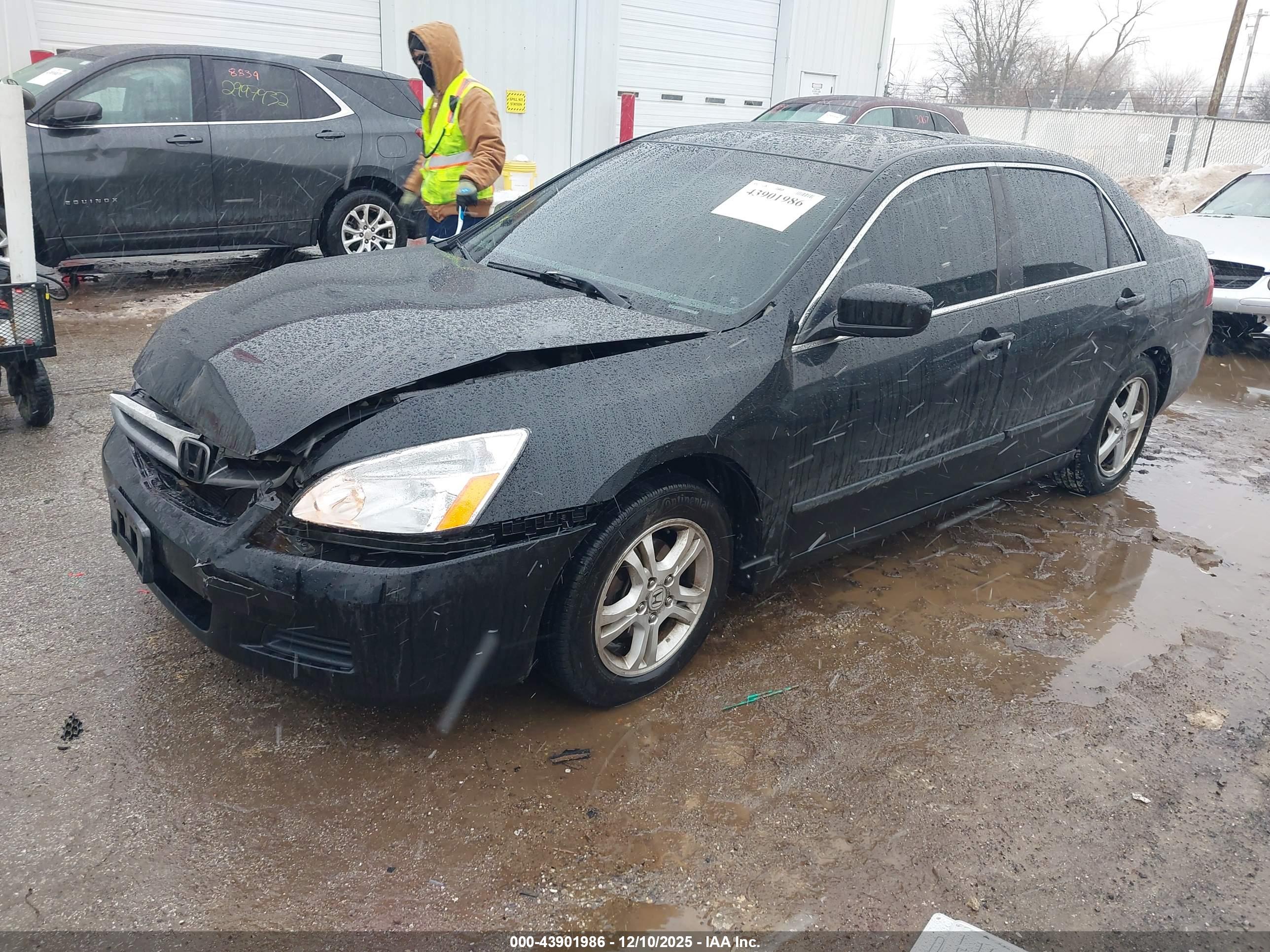 HONDA ACCORD image 2