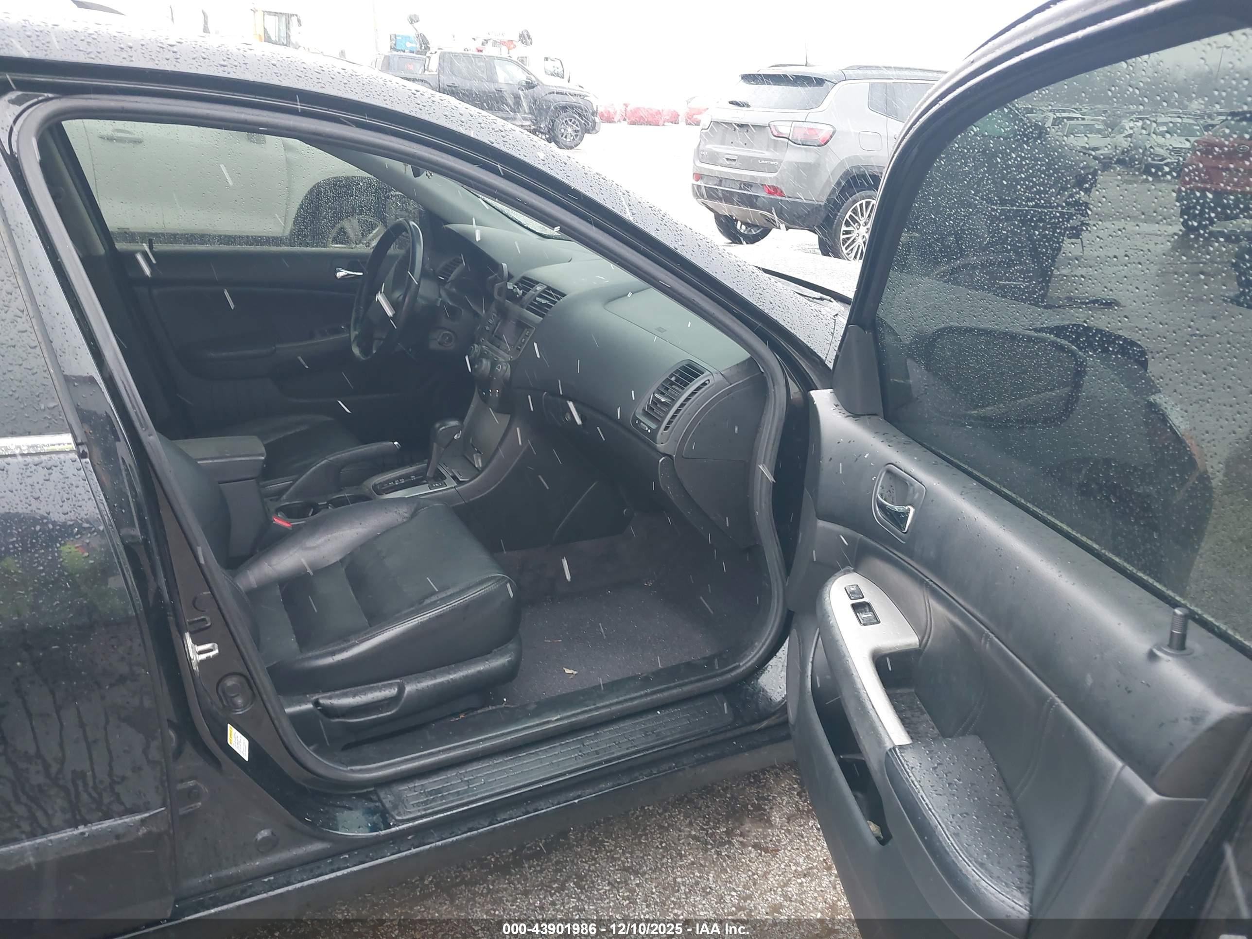 HONDA ACCORD image 5