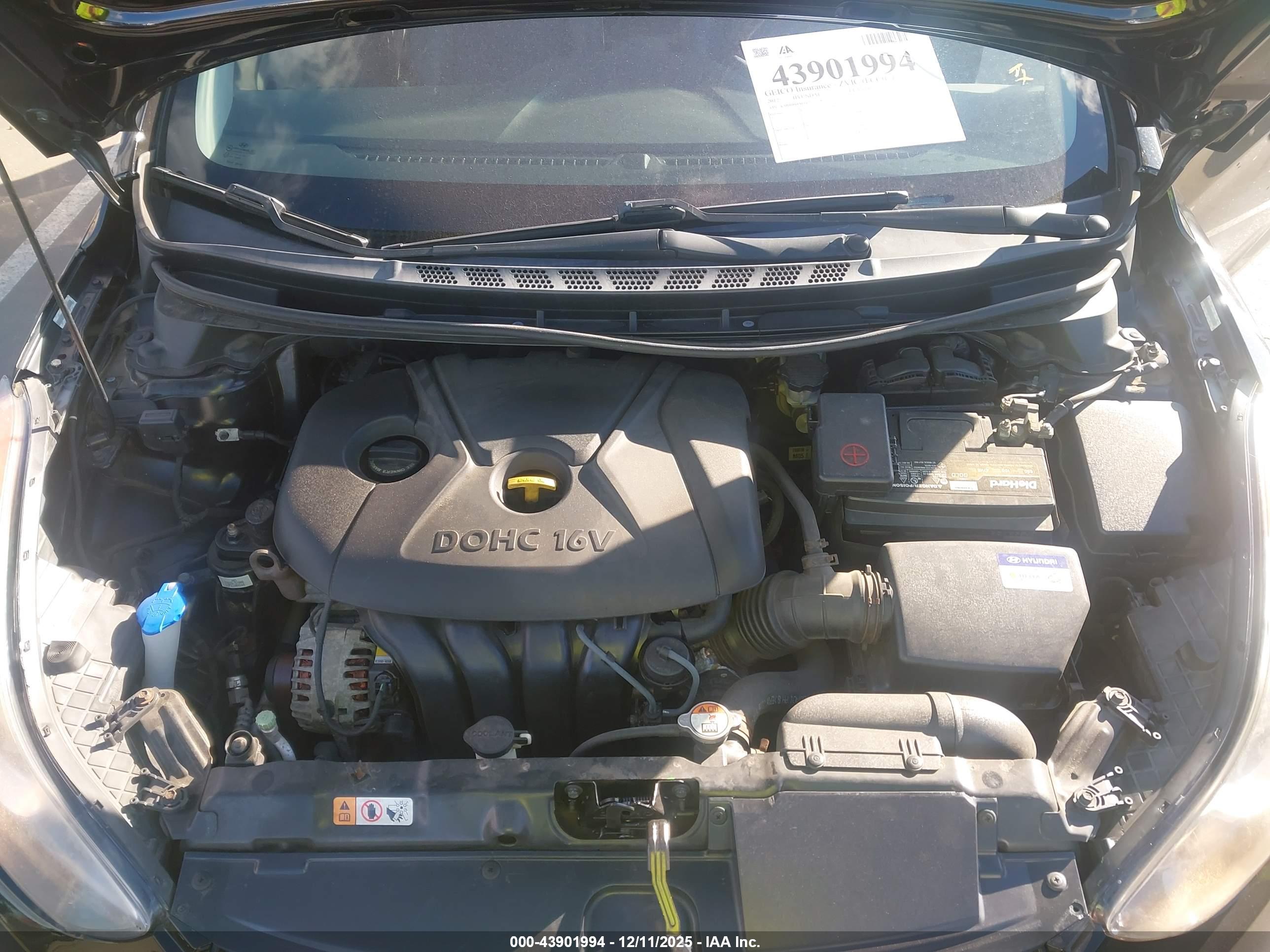HYUNDAI ELANTRA image 10