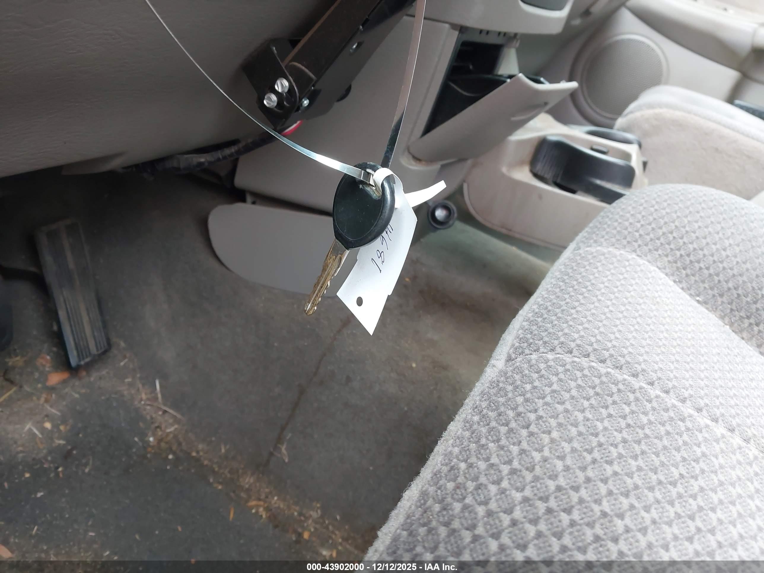 DODGE RAM image 11