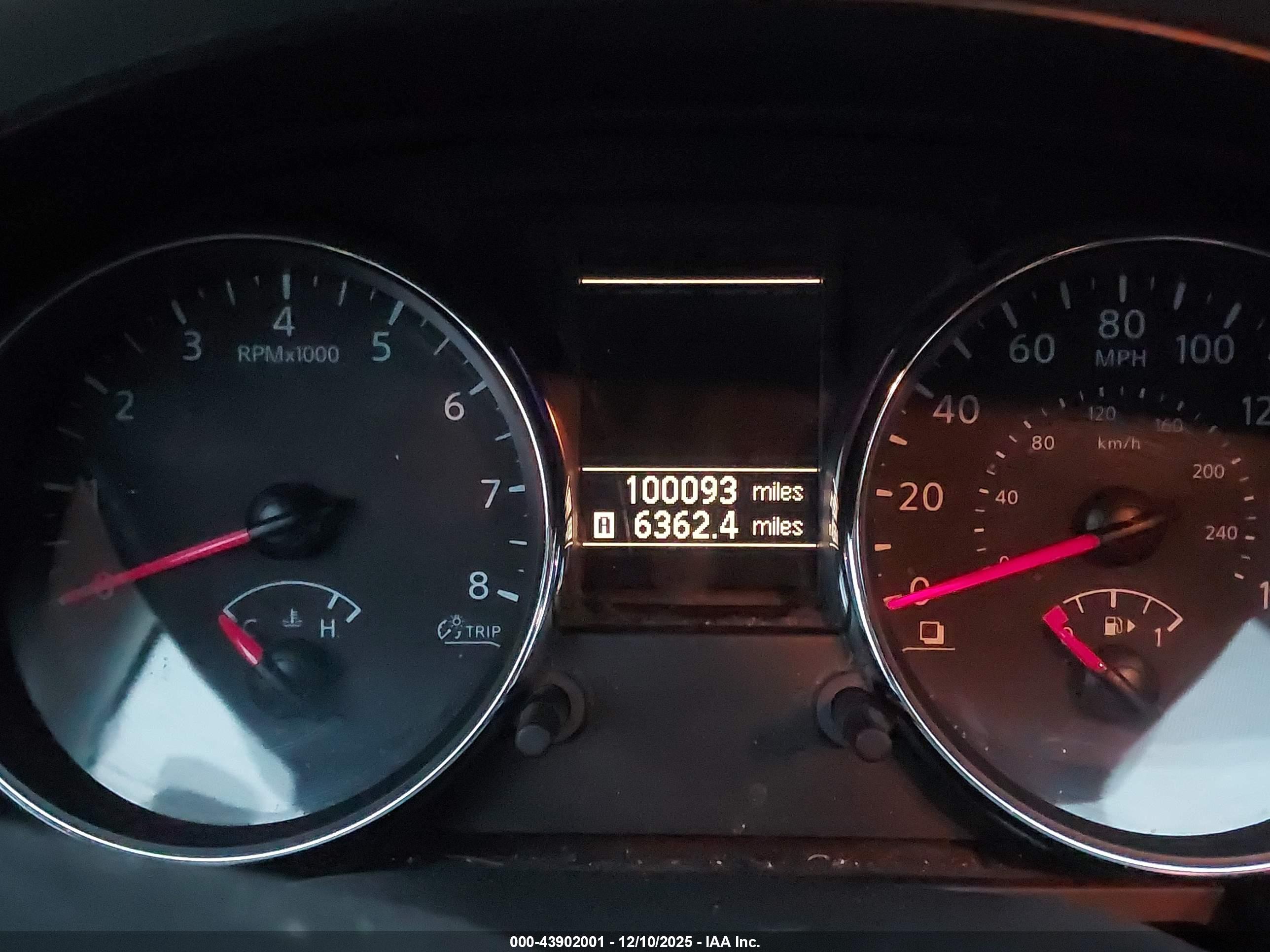 NISSAN ROGUE image 7
