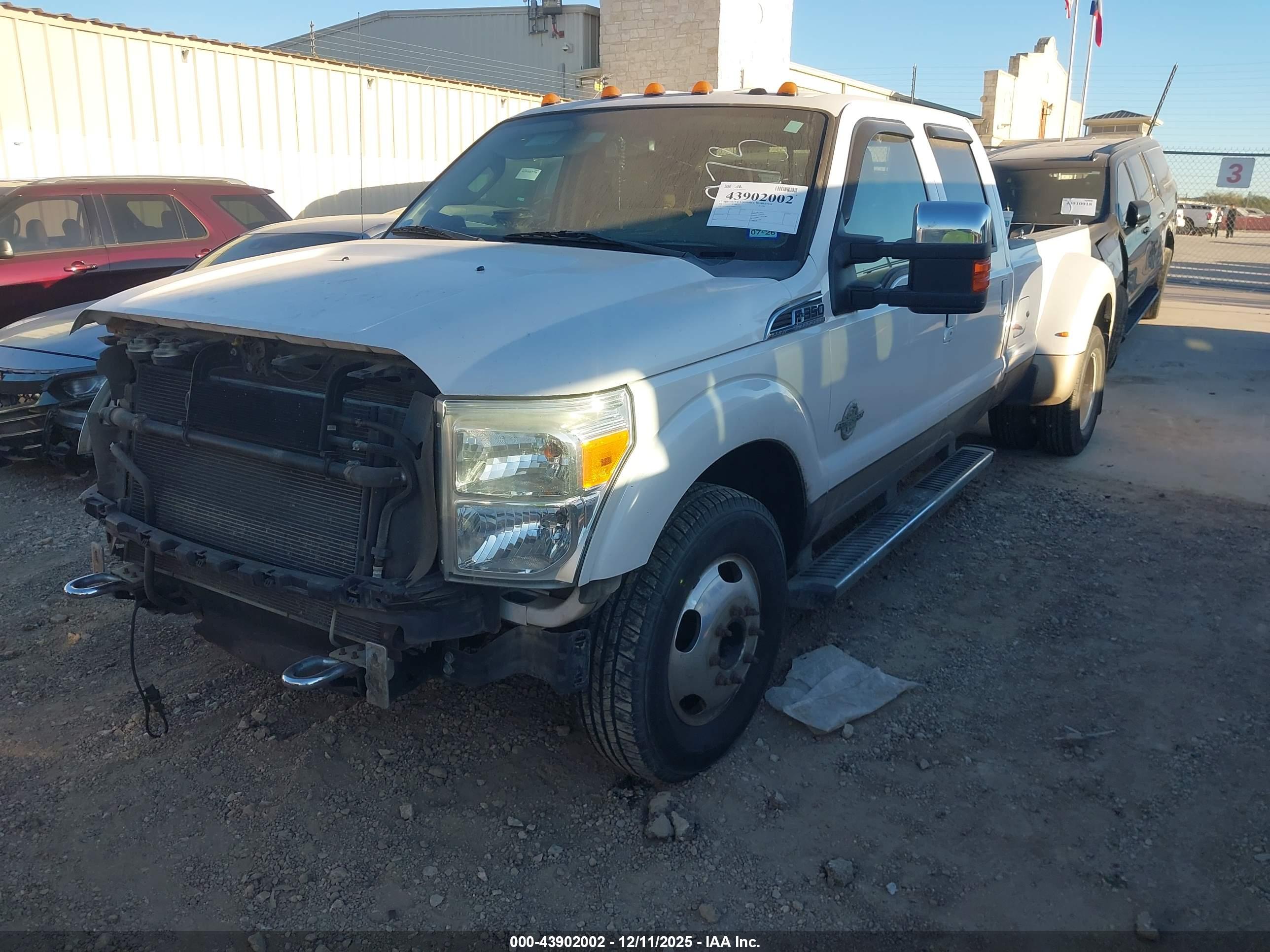 FORD F-350 image 2
