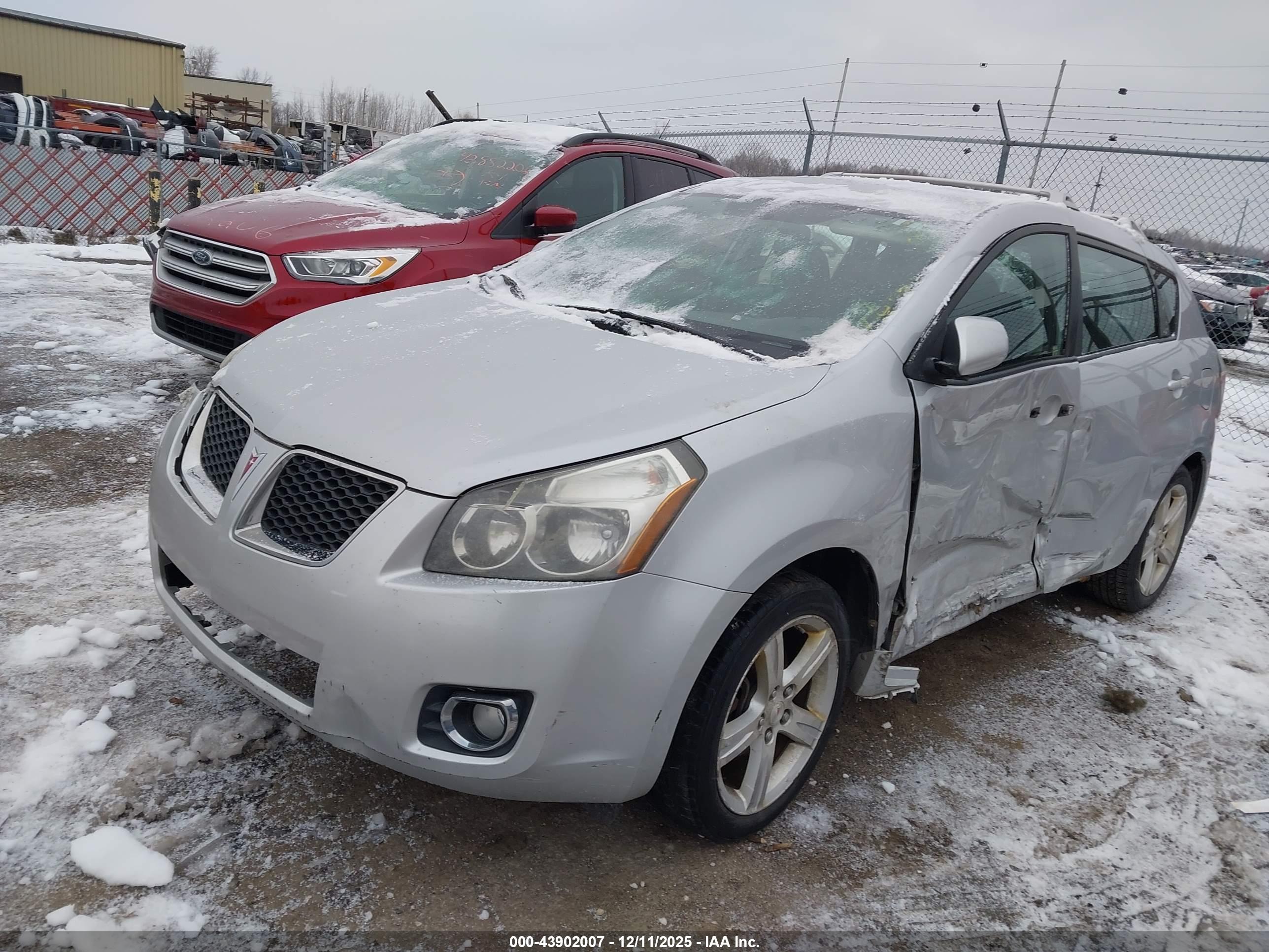 PONTIAC VIBE image 2