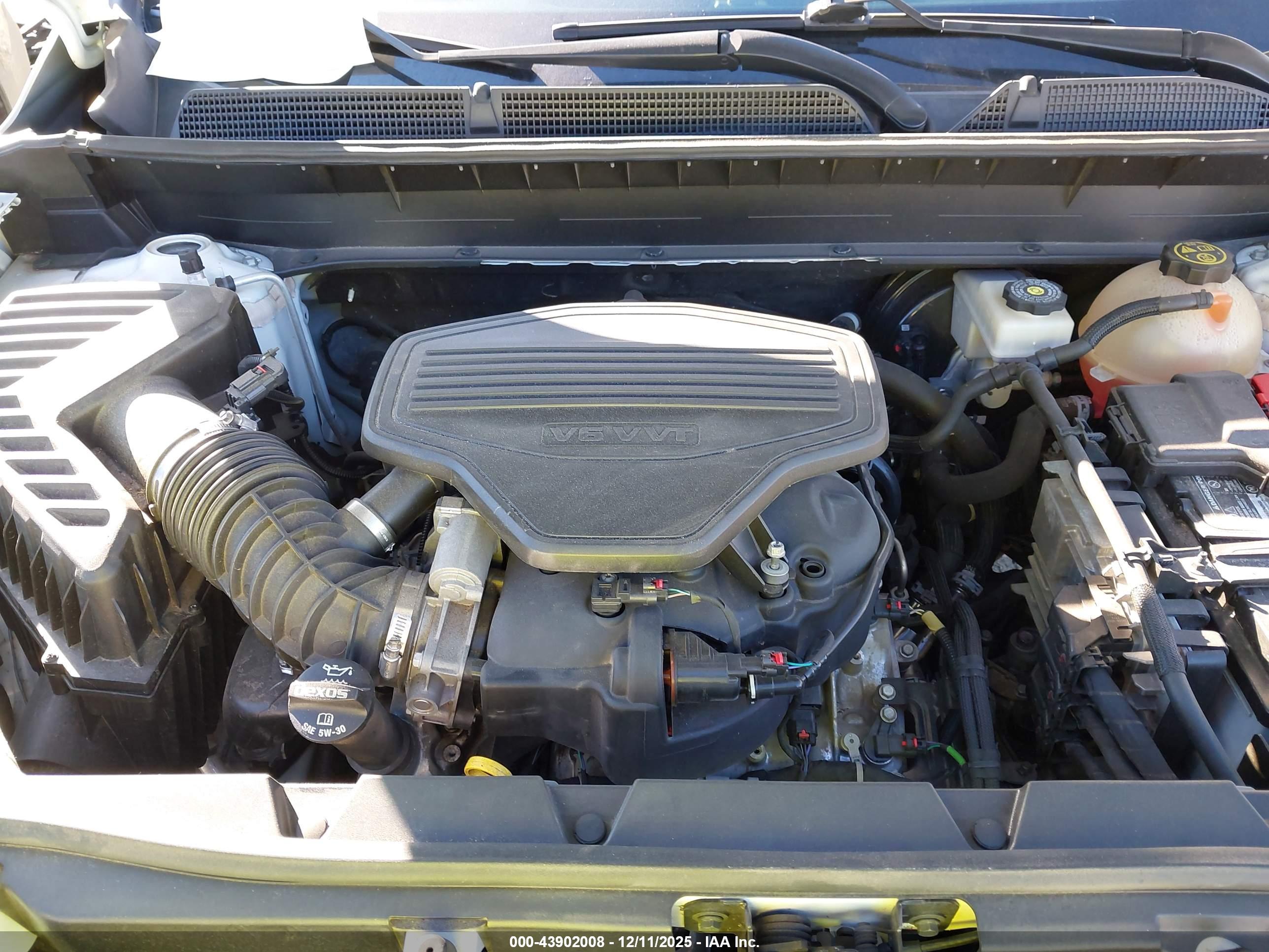 GMC ACADIA image 10