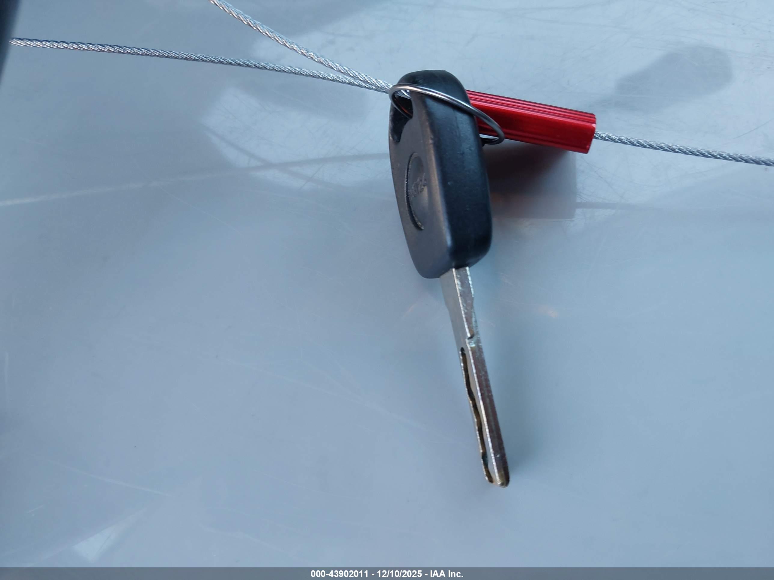 VOLKSWAGEN PASSAT image 11