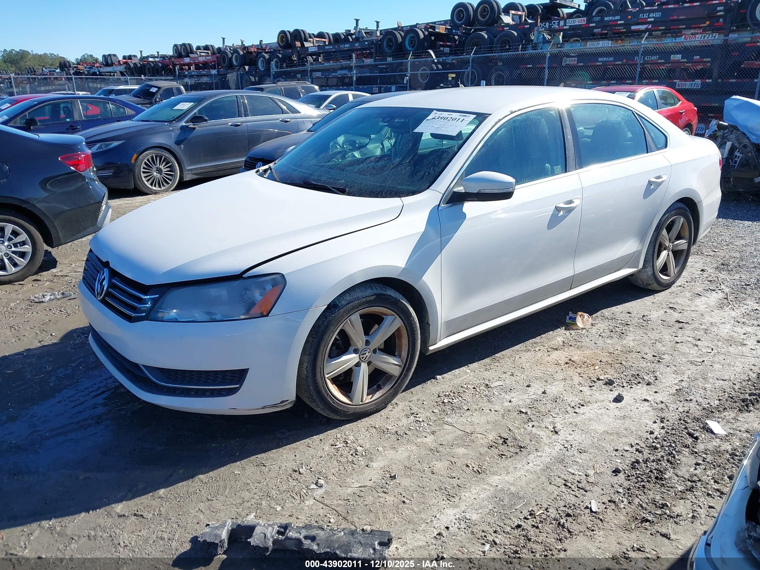 VOLKSWAGEN PASSAT image 2