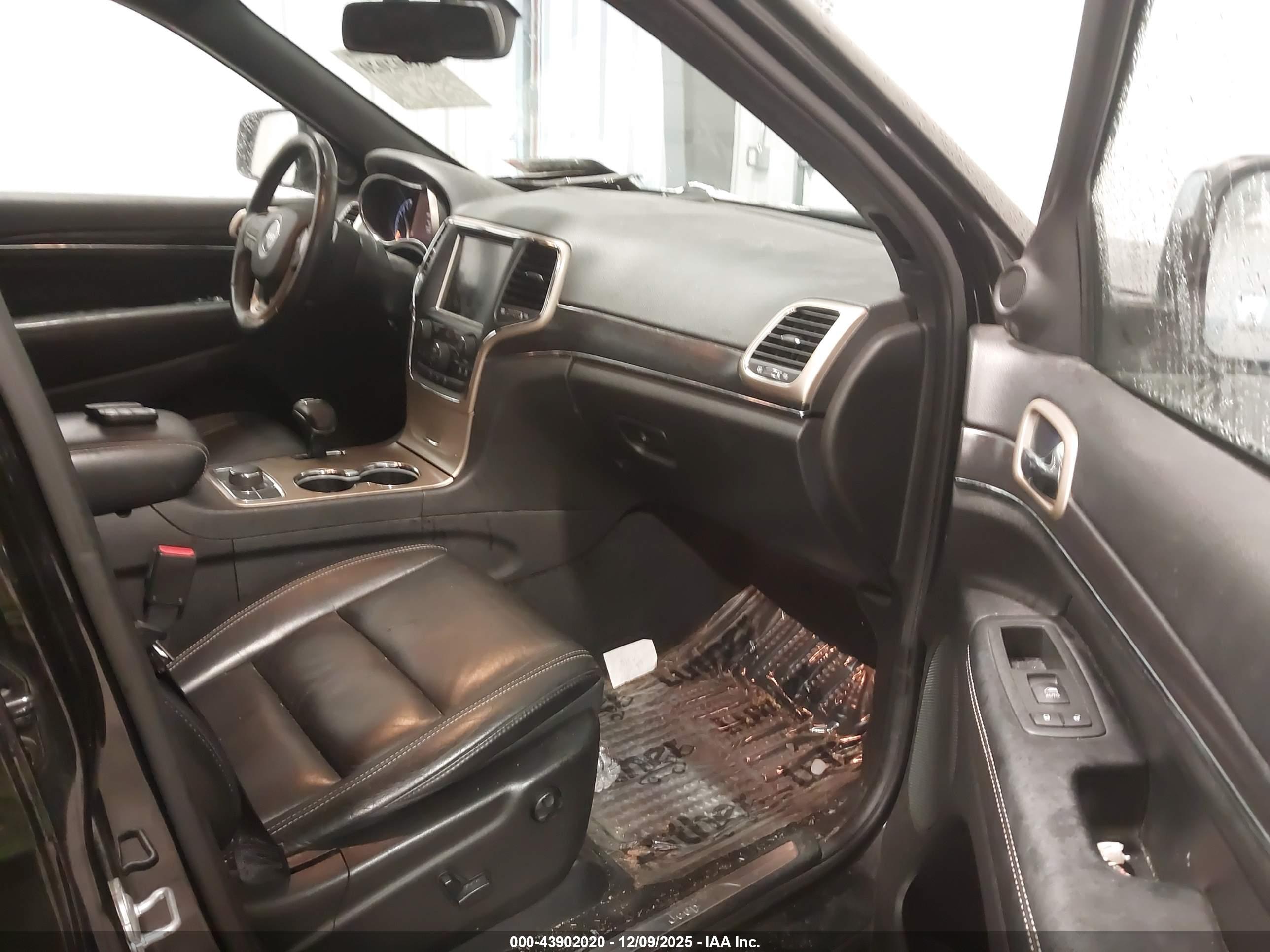 JEEP GRAND image 5