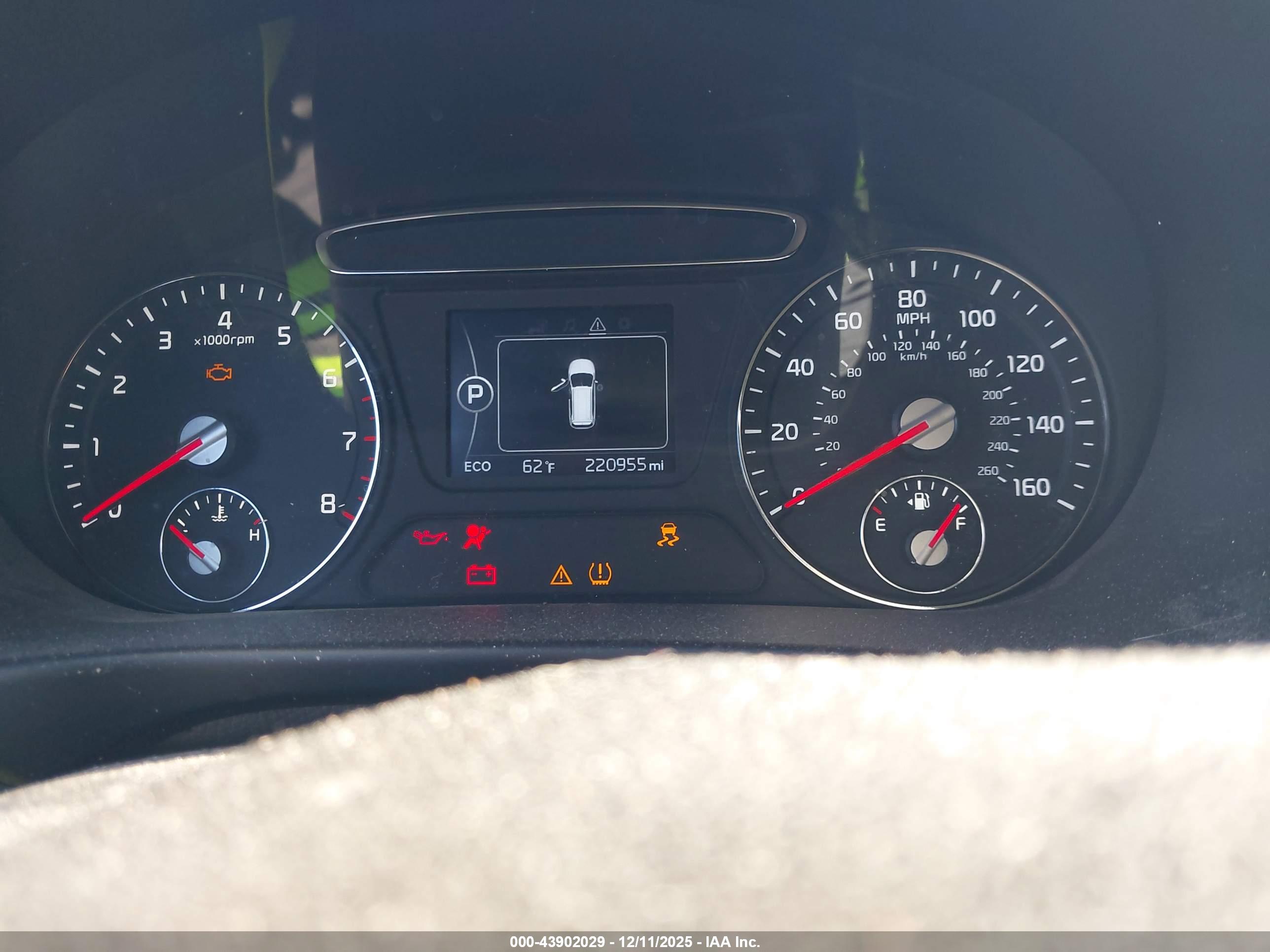 KIA SORENTO image 7
