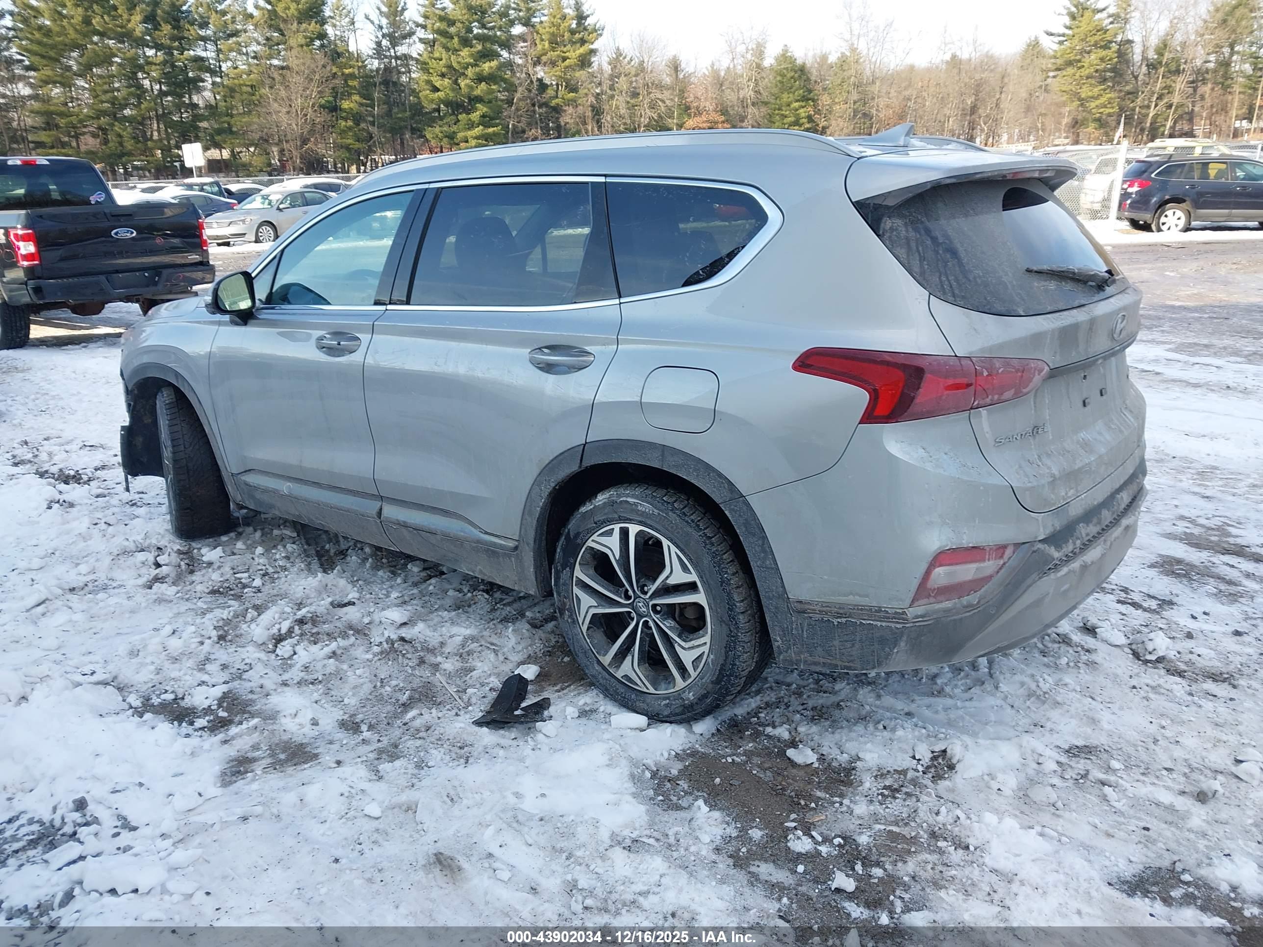 HYUNDAI SANTA image 3