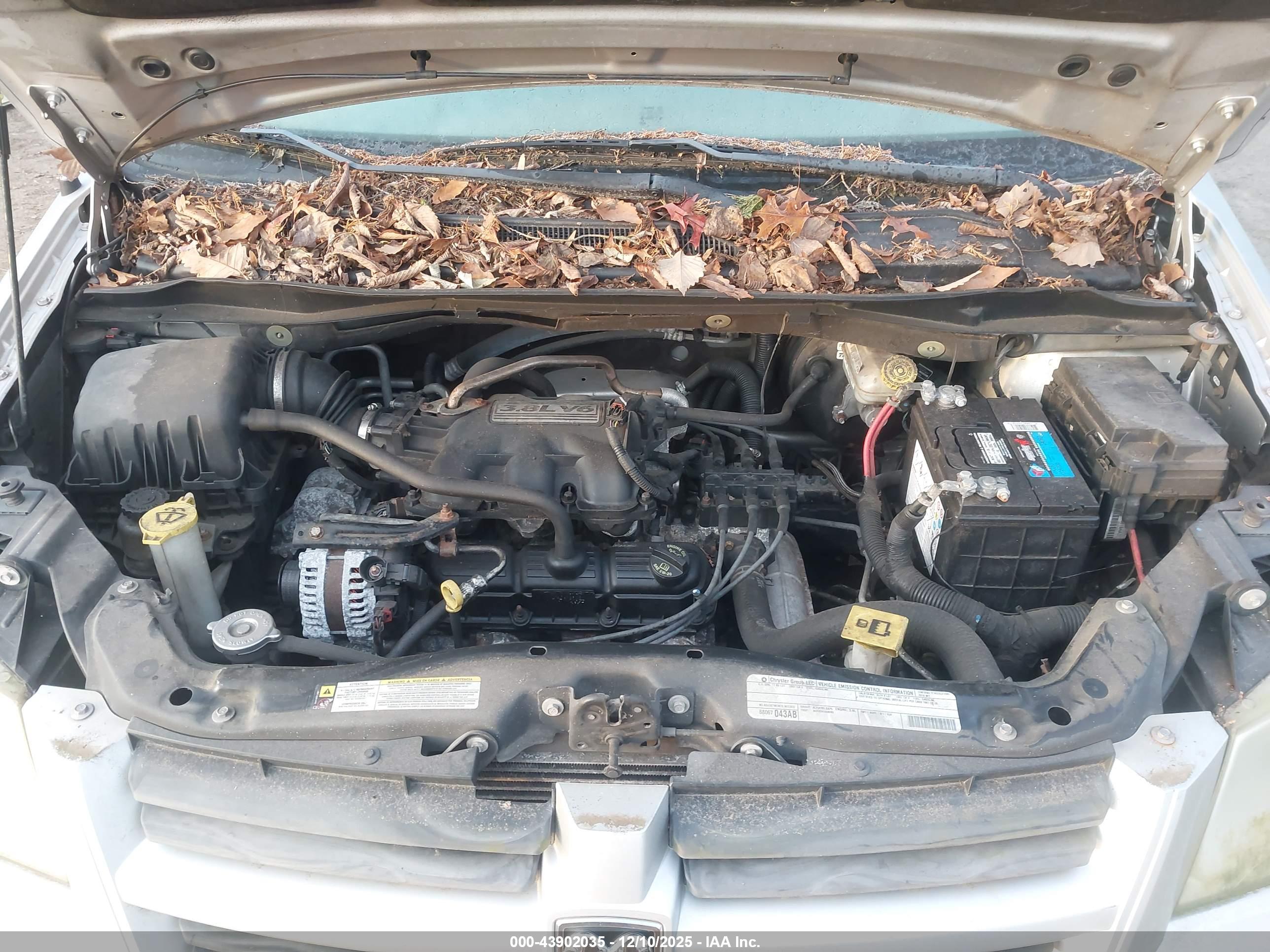 DODGE GRAND image 10