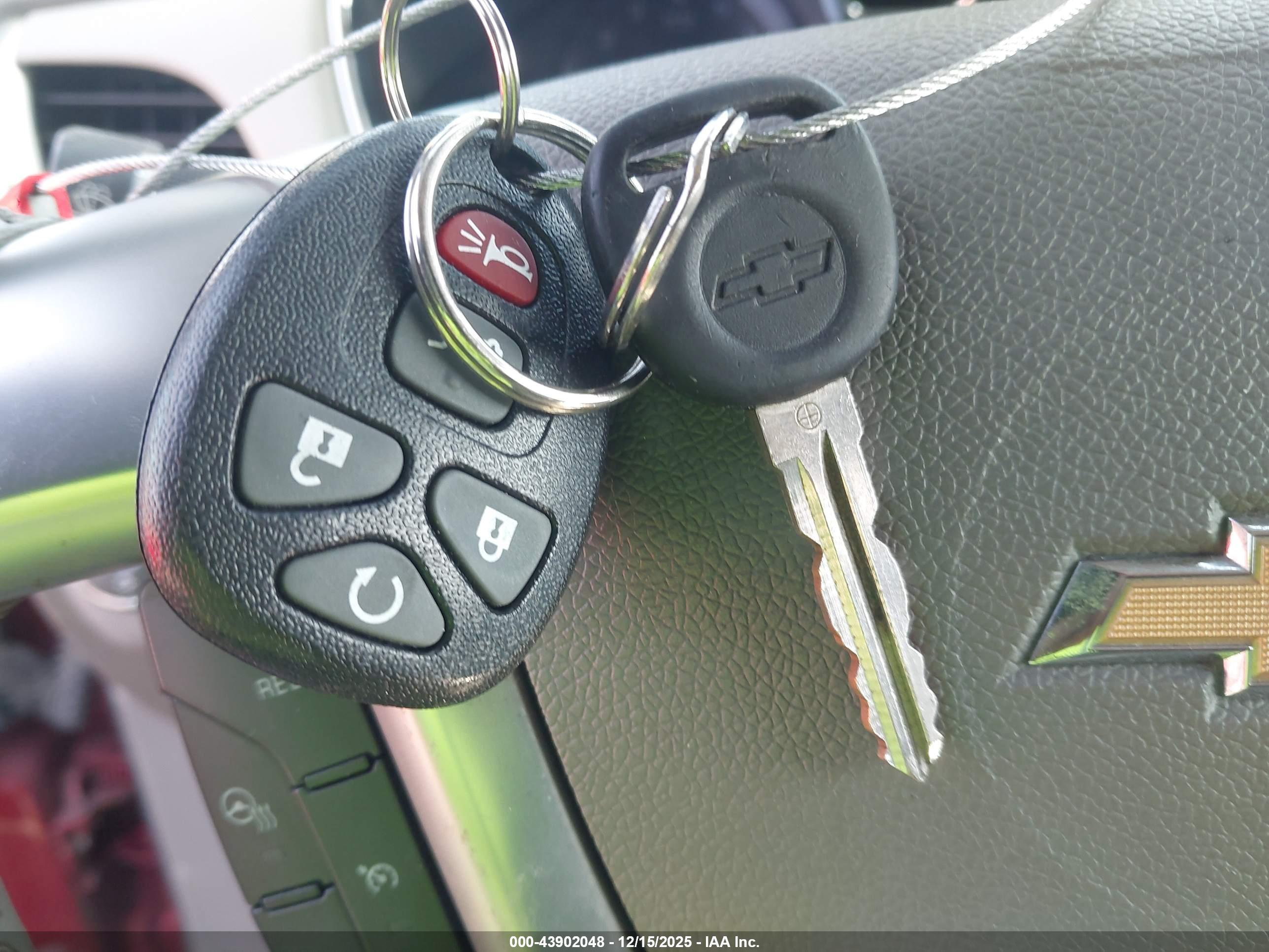 CHEVROLET TRAVERSE image 11
