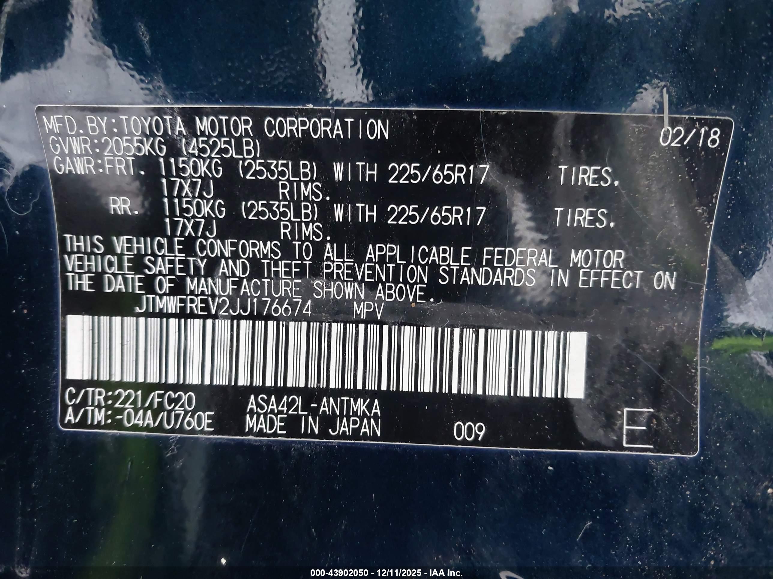 TOYOTA RAV4 image 9