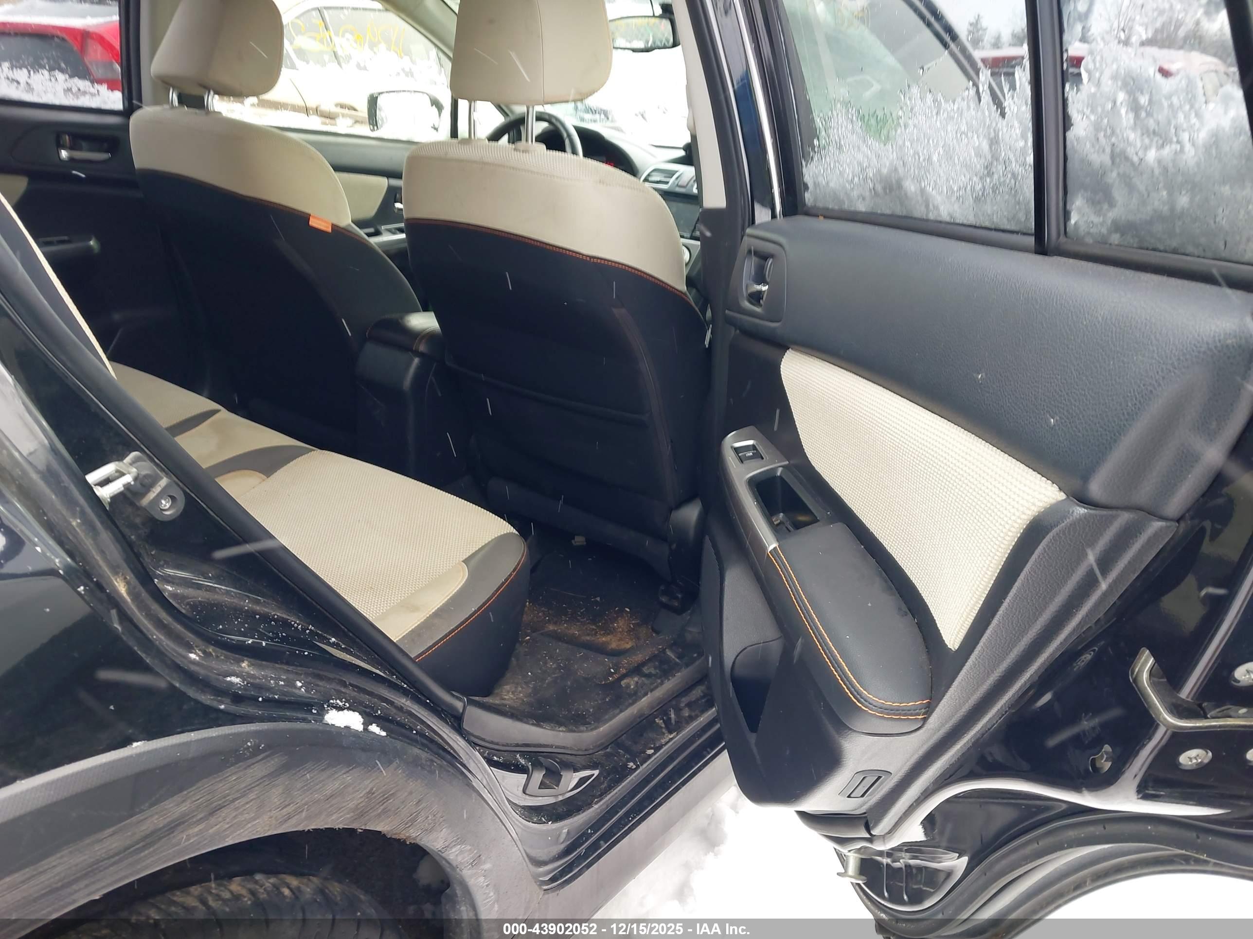 SUBARU CROSSTREK image 8