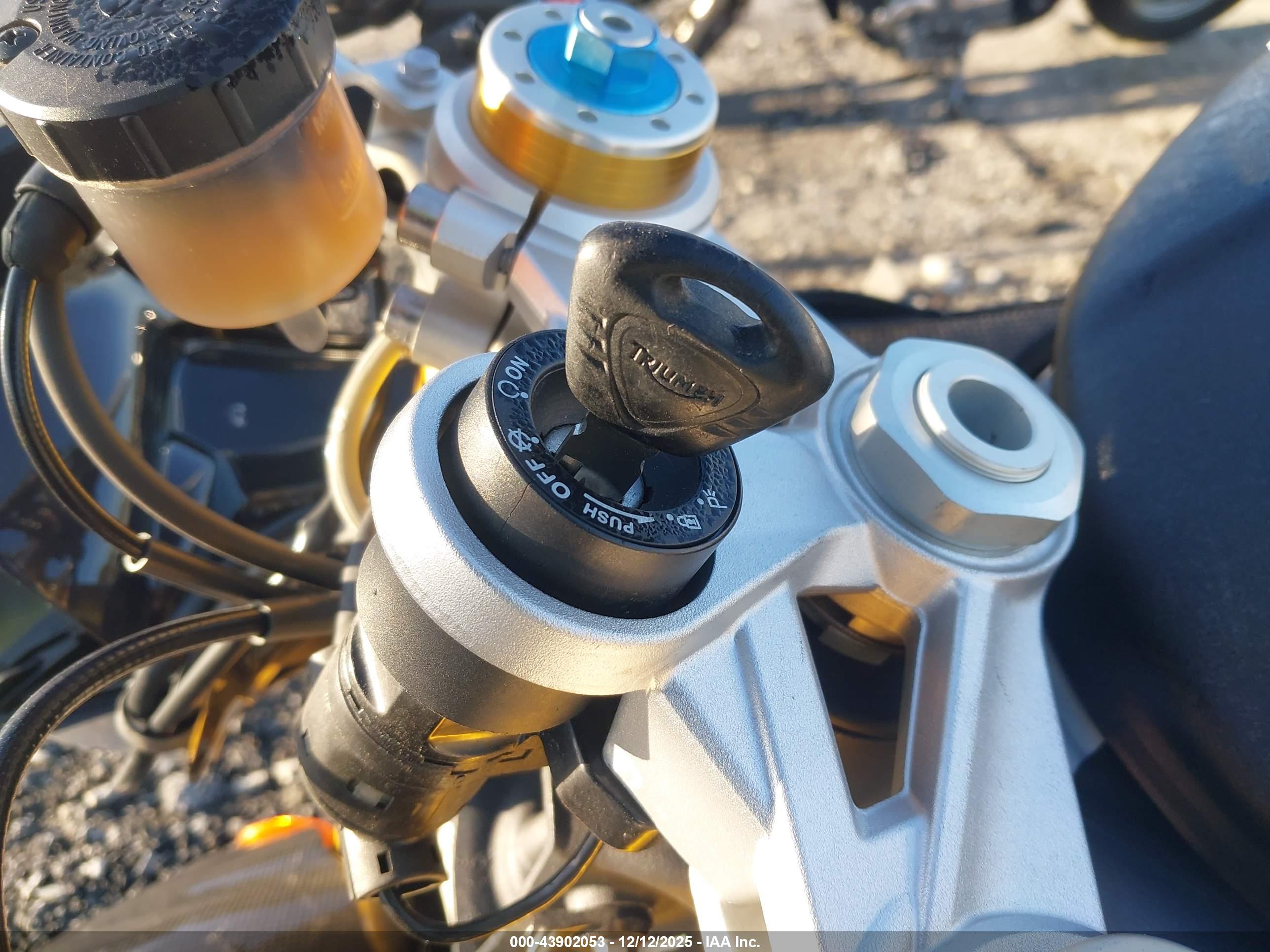 TRIUMPH MOTORCYCLE image 11