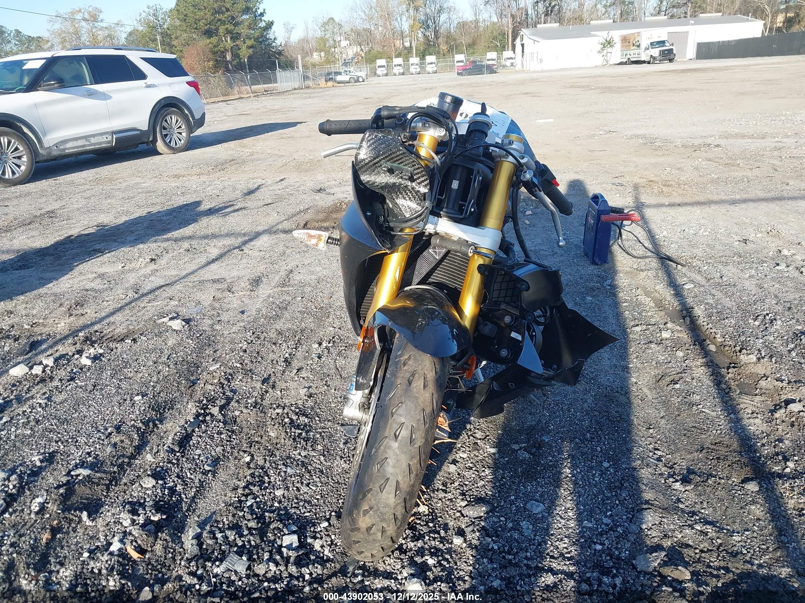 TRIUMPH MOTORCYCLE image 5