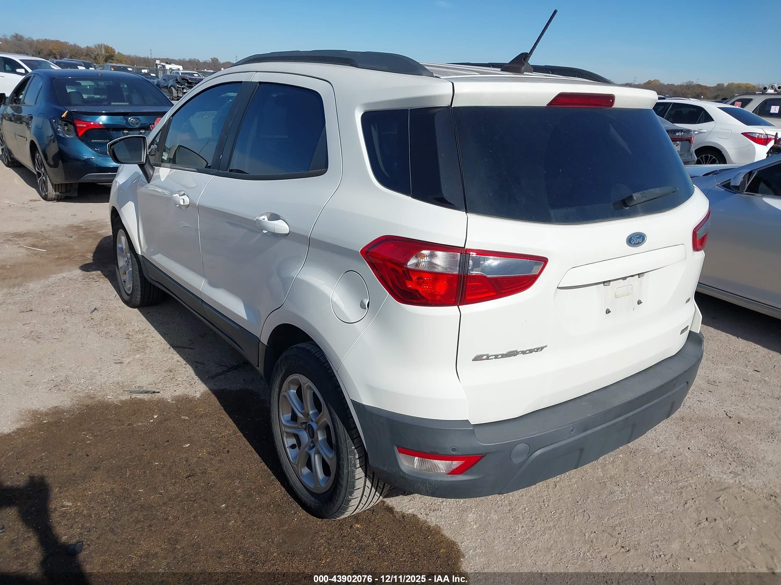 FORD ECOSPORT image 3