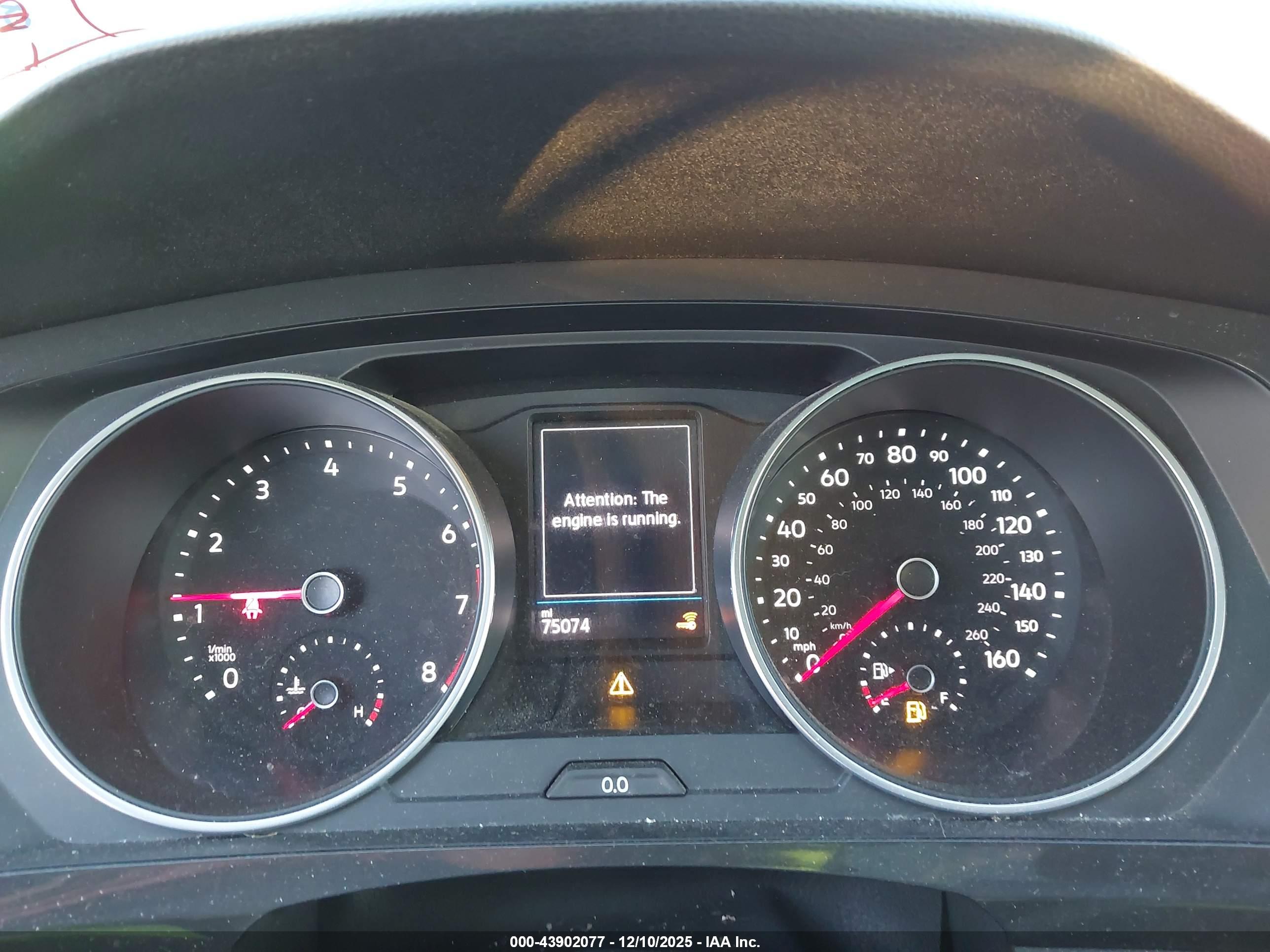 VOLKSWAGEN TIGUAN image 7