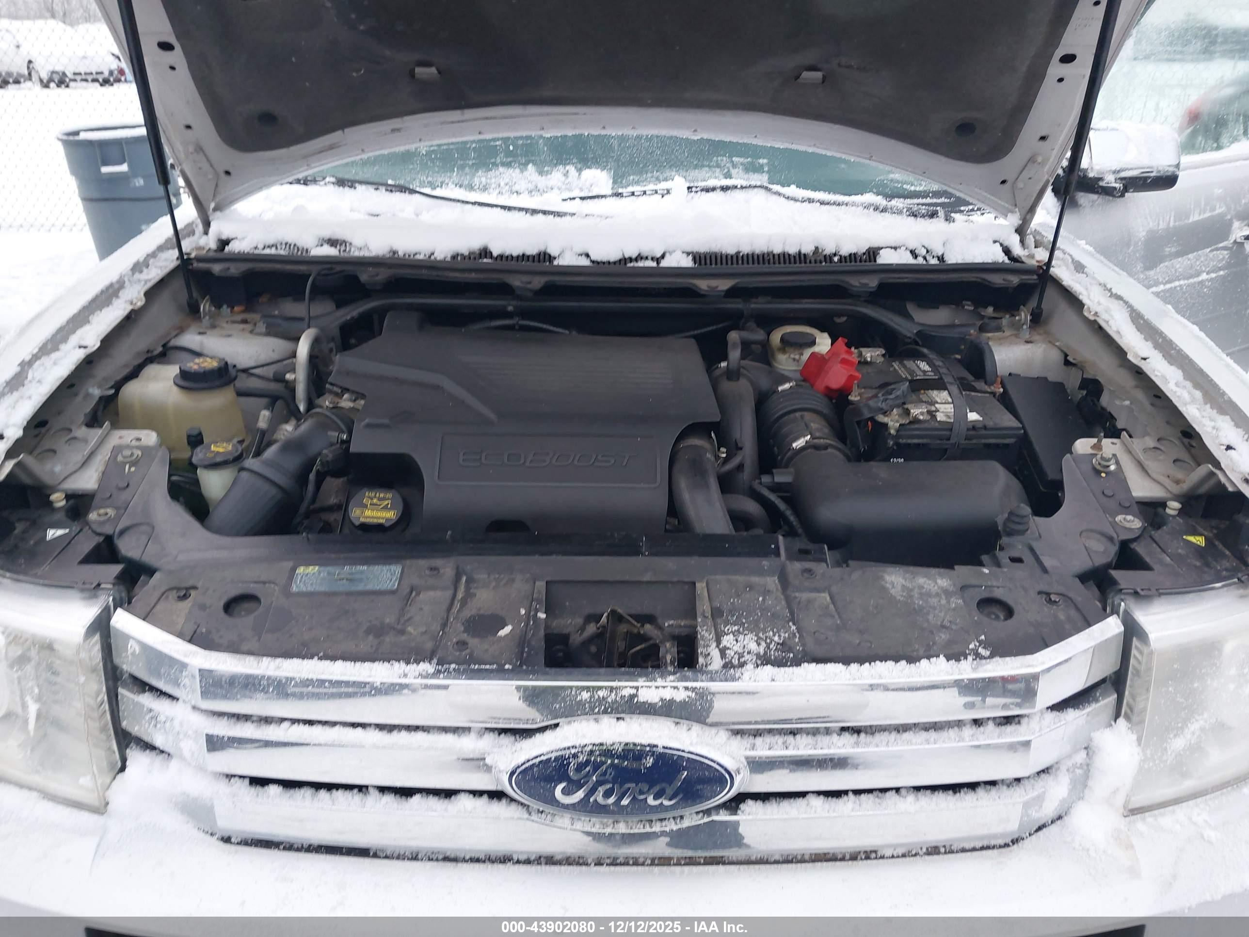 FORD FLEX image 10