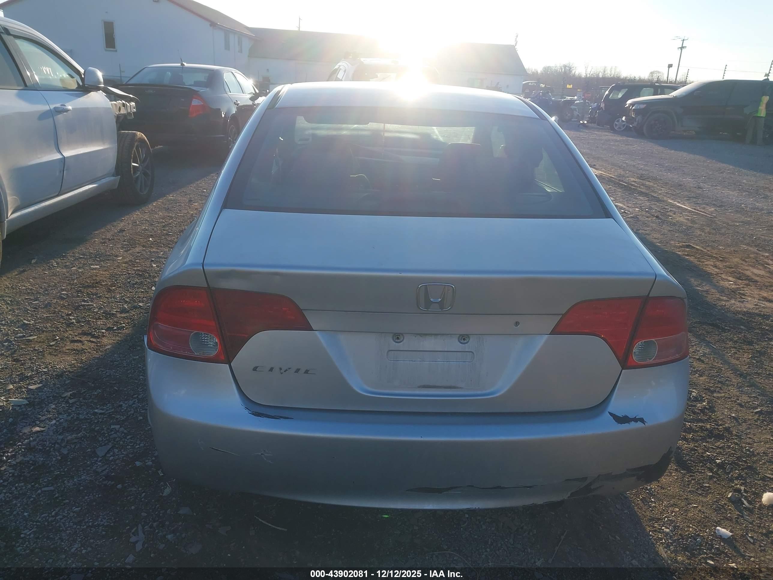 HONDA CIVIC image 6