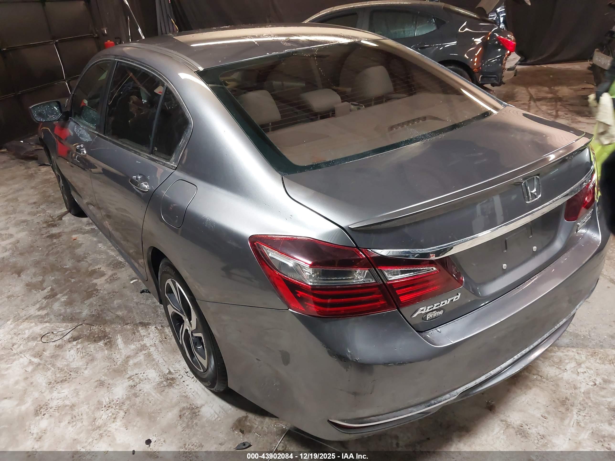 HONDA ACCORD image 3